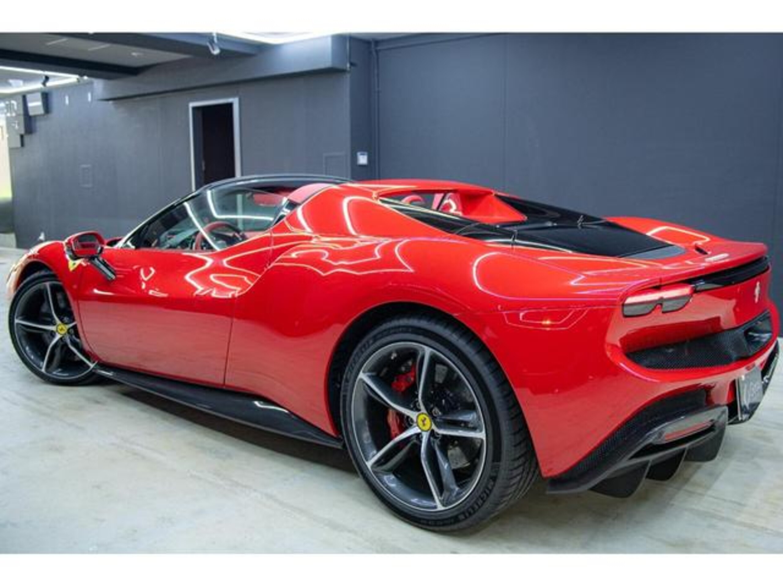 2024 Ferrari 296GTS