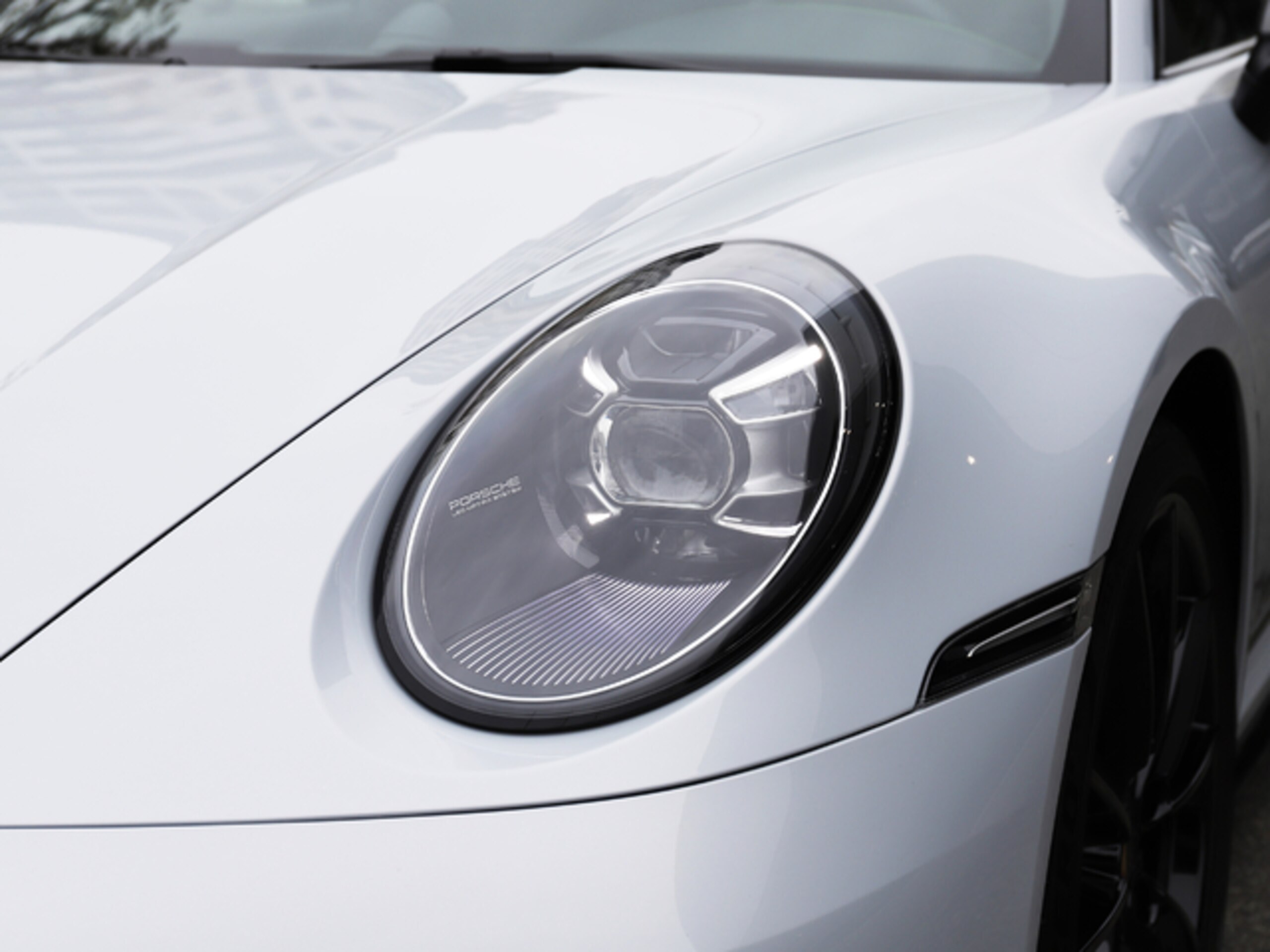 2024 Porsche 911 - 2024 بورشه 911