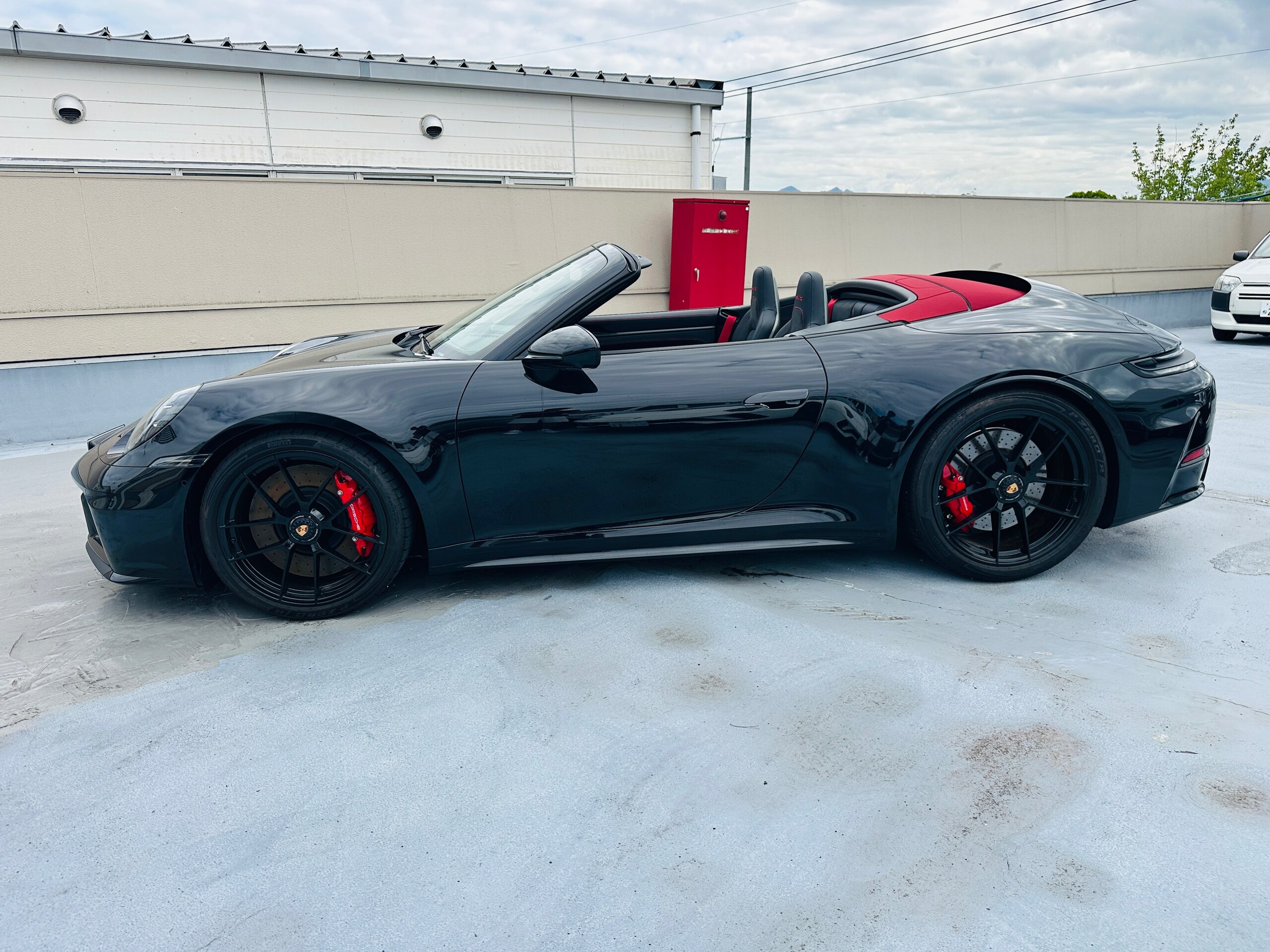 2025 Porsche 911 Cabriolet - 2025 بورشه 911 Cabriolet