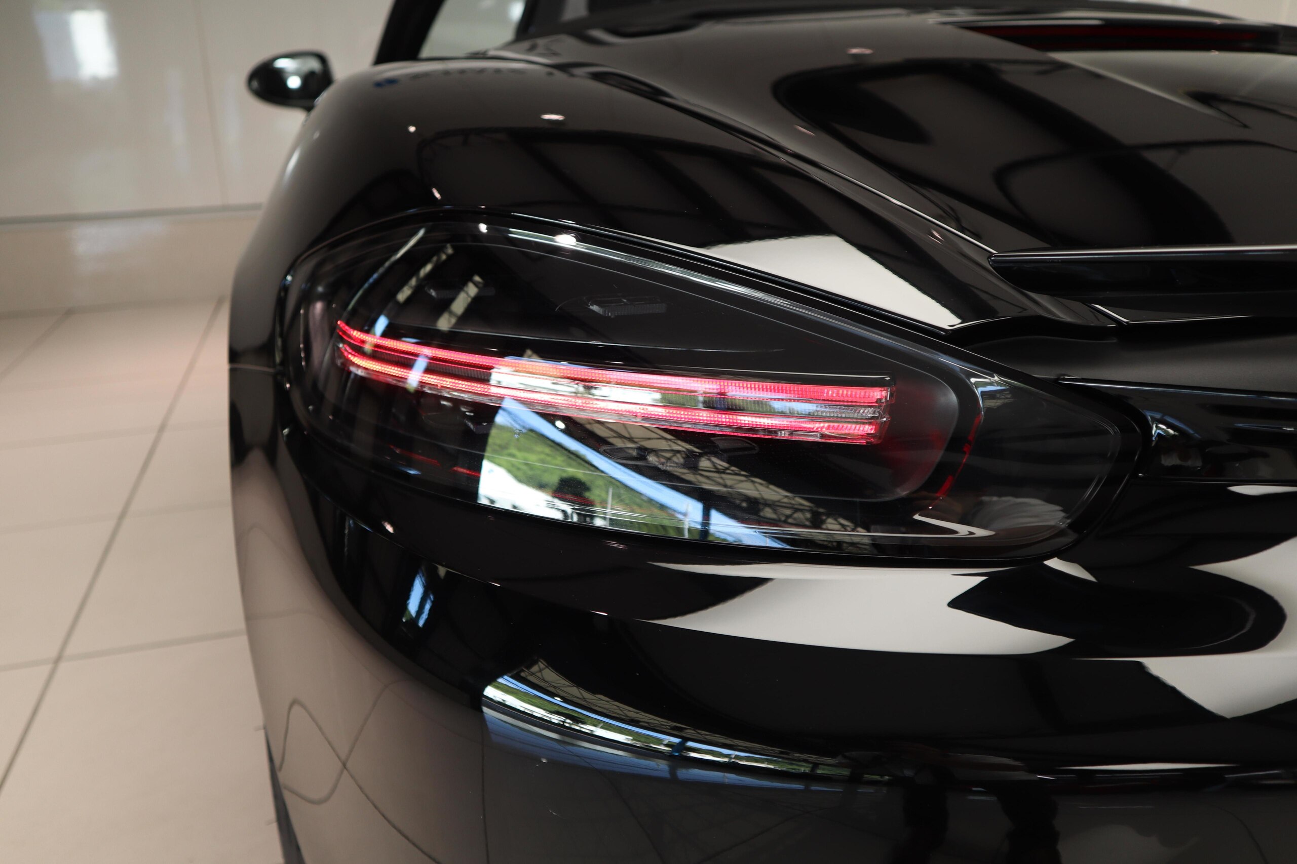 2025 Porsche 718 Boxster - 2025 بورشه 718 Boxster