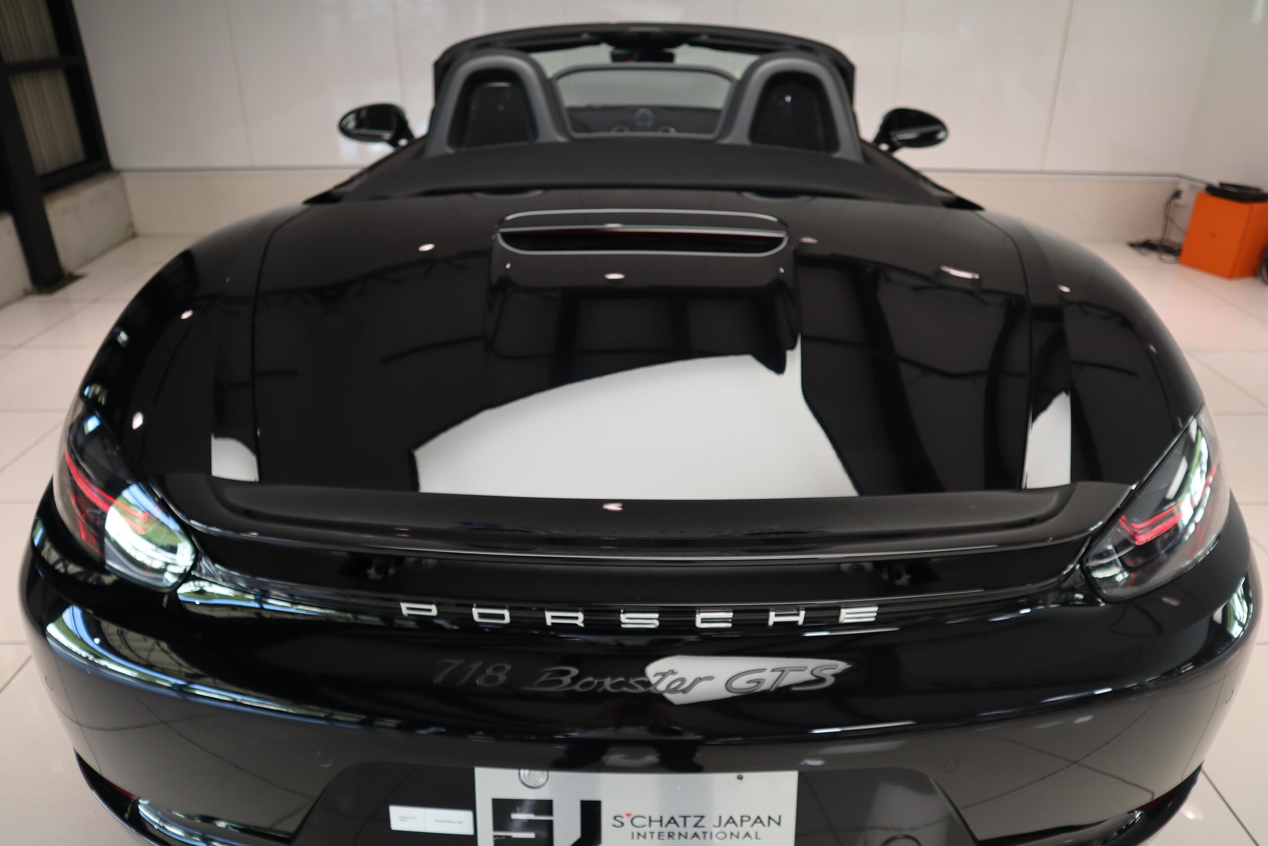 2025 Porsche 718 Boxster - 2025 بورشه 718 Boxster