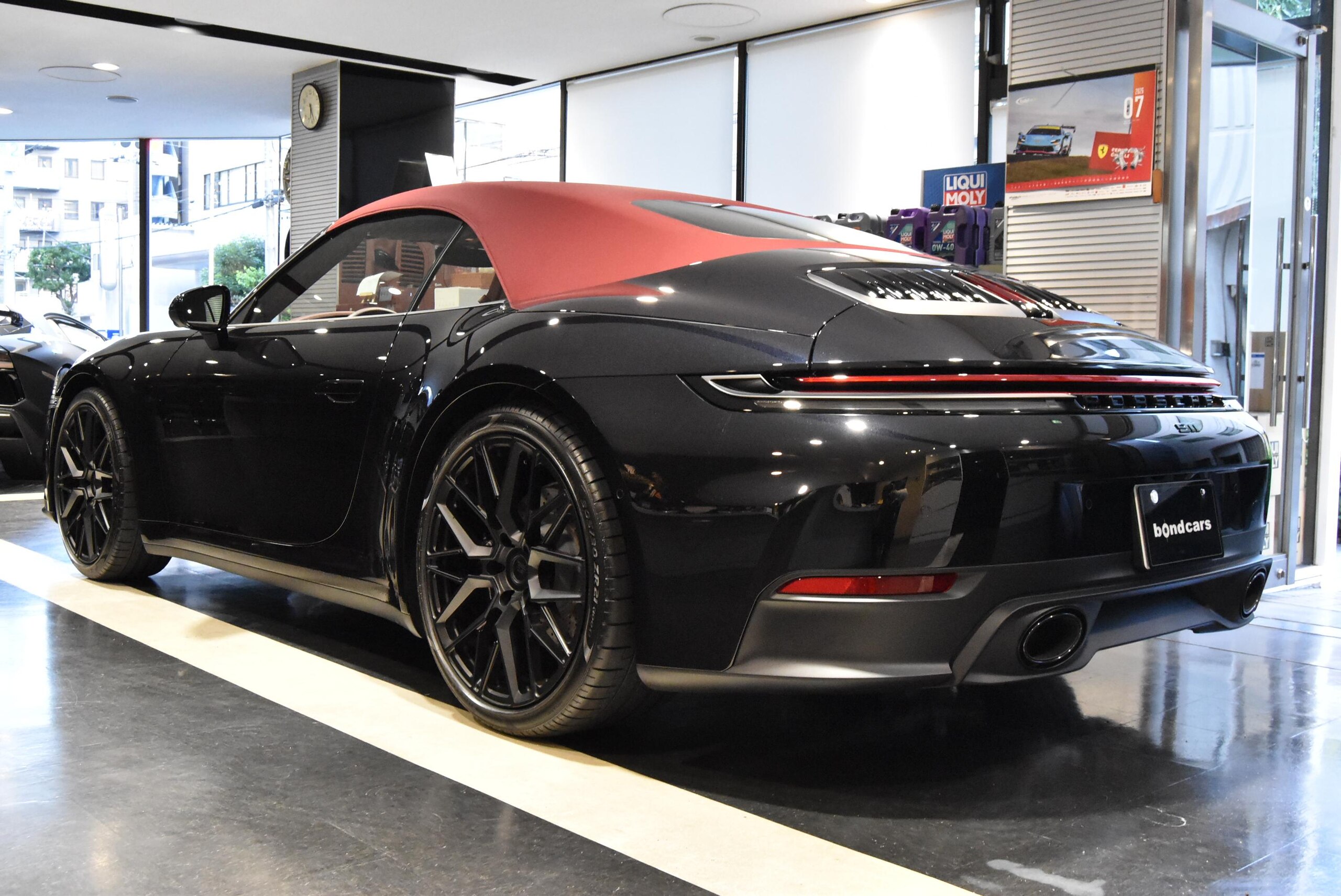 2025 Porsche 911 Cabriolet