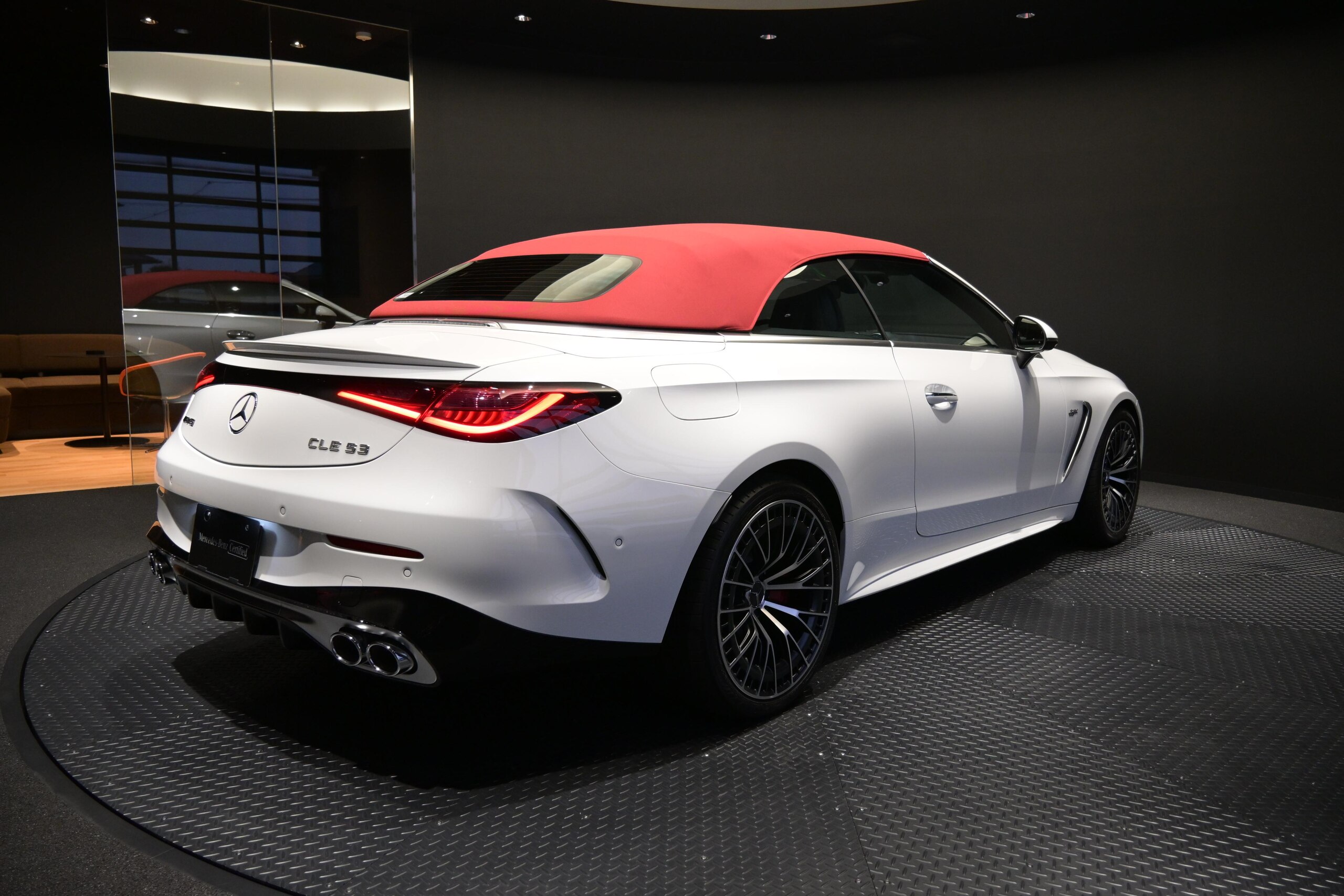 2025 Mercedes-AMG CLE Cabriolet - メルセデスＡＭＧ CLEカブリオレ 53 4マチックプラス (ISG) 4WD MP202601 AMGダイナミックパッケージ/エクスクルーシブパッケージ/ソフトトップレッド/AMGレッドブレーキ・キャリパー/マルチコントロールシートバックパッケージ/純正ドラレコ付き/