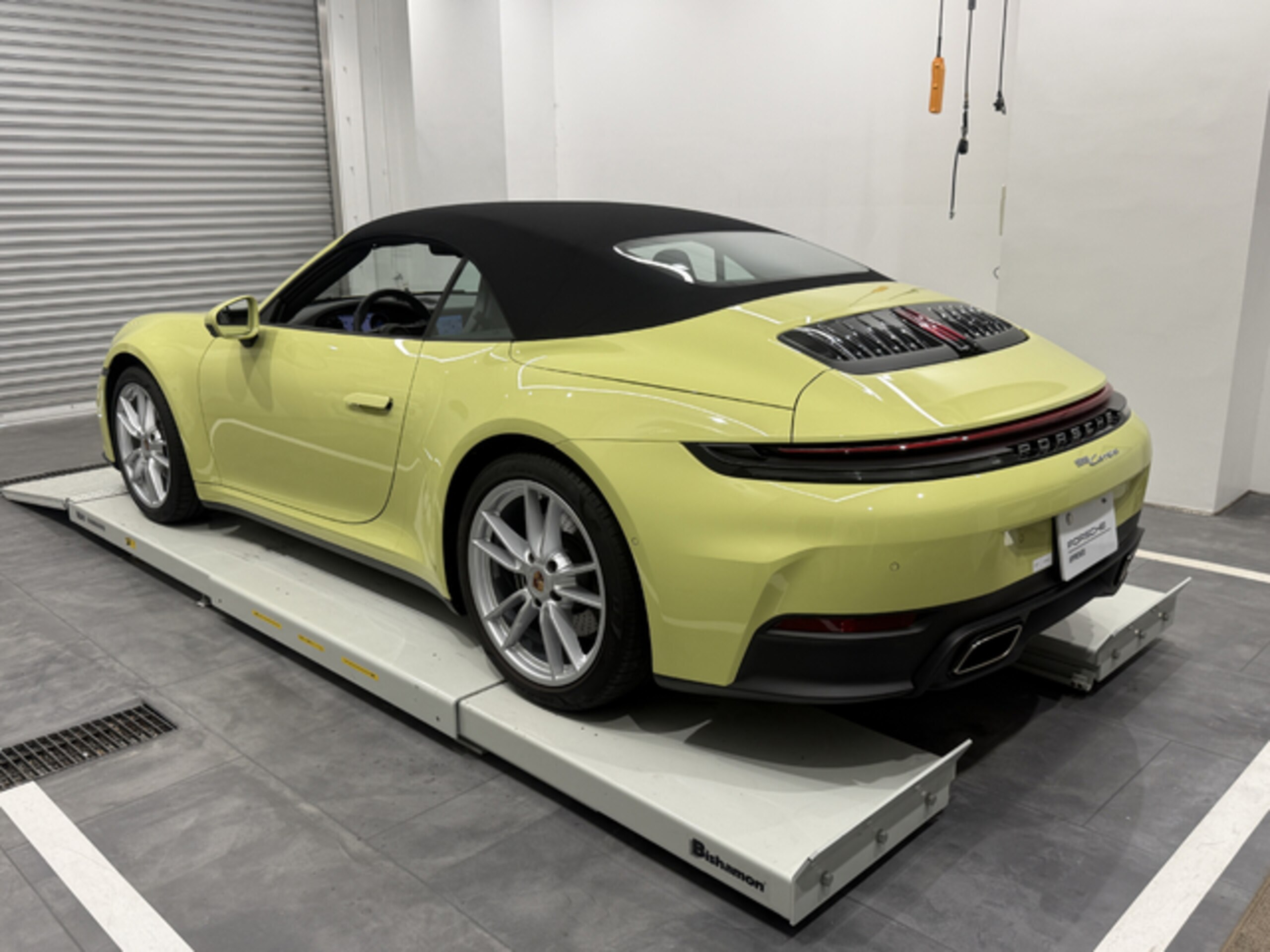 2025 Porsche 911 Cabriolet - 2025 بورشه 911 Cabriolet