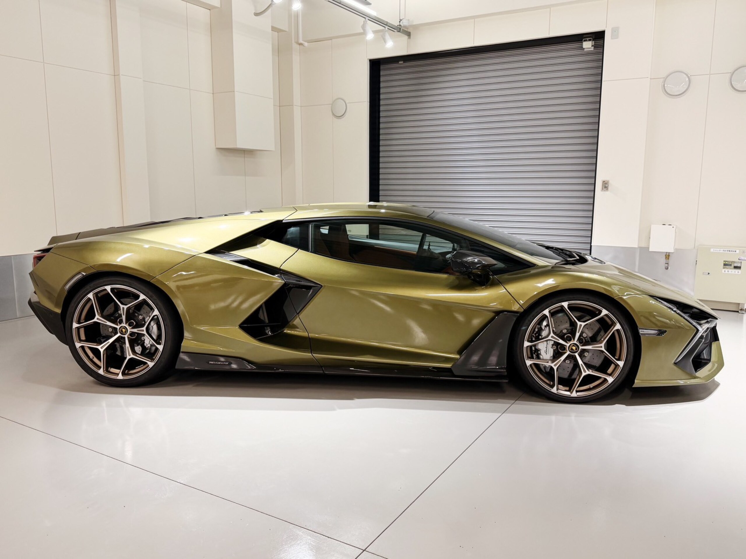 2025 Lamborghini Revuelto - ランボルギーニ レヴエルト 6.5 4WD Verde Gea Lucido / OP1669