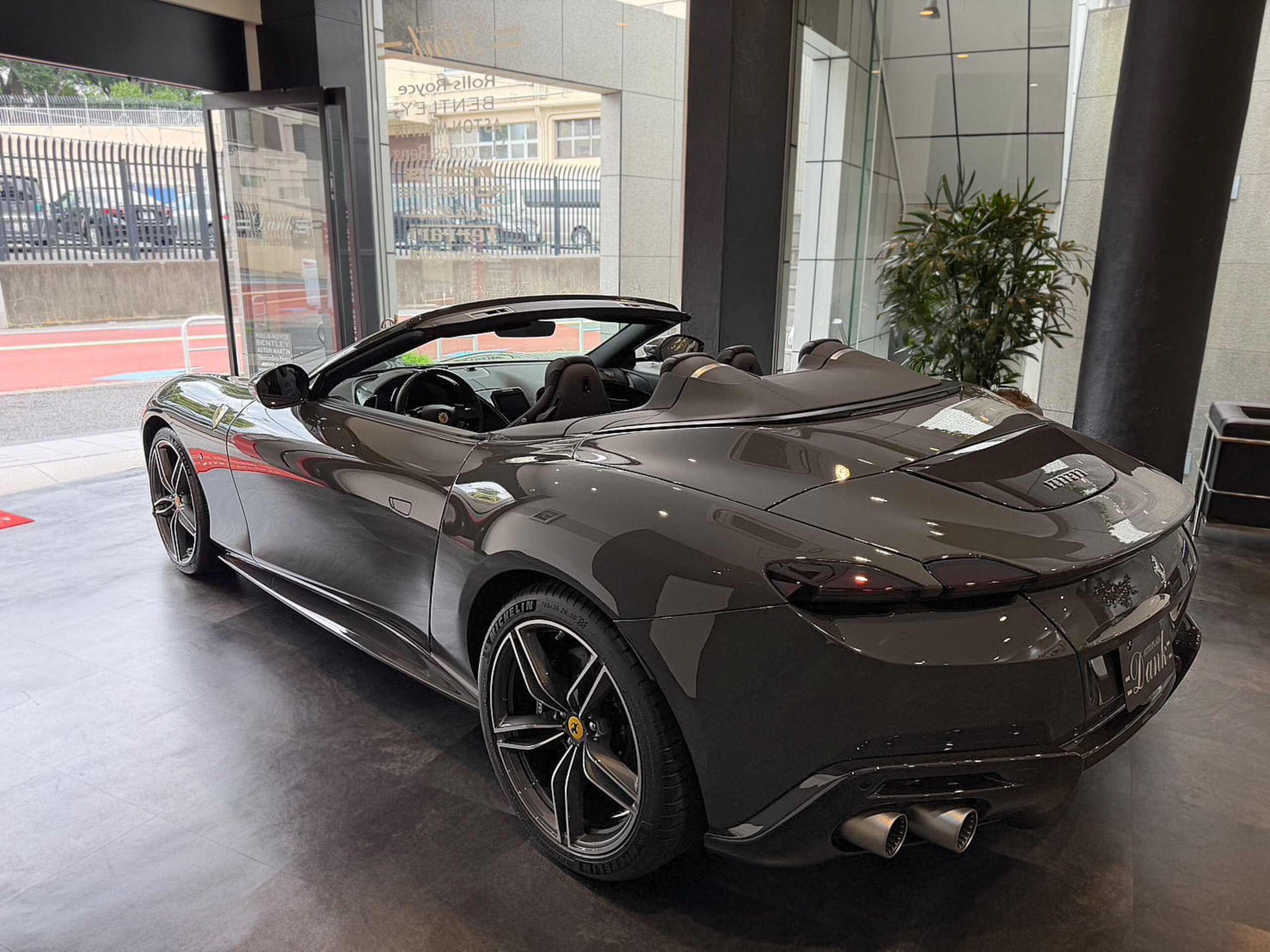 2025 Ferrari RomaSpider - 2025 فيراري RomaSpider