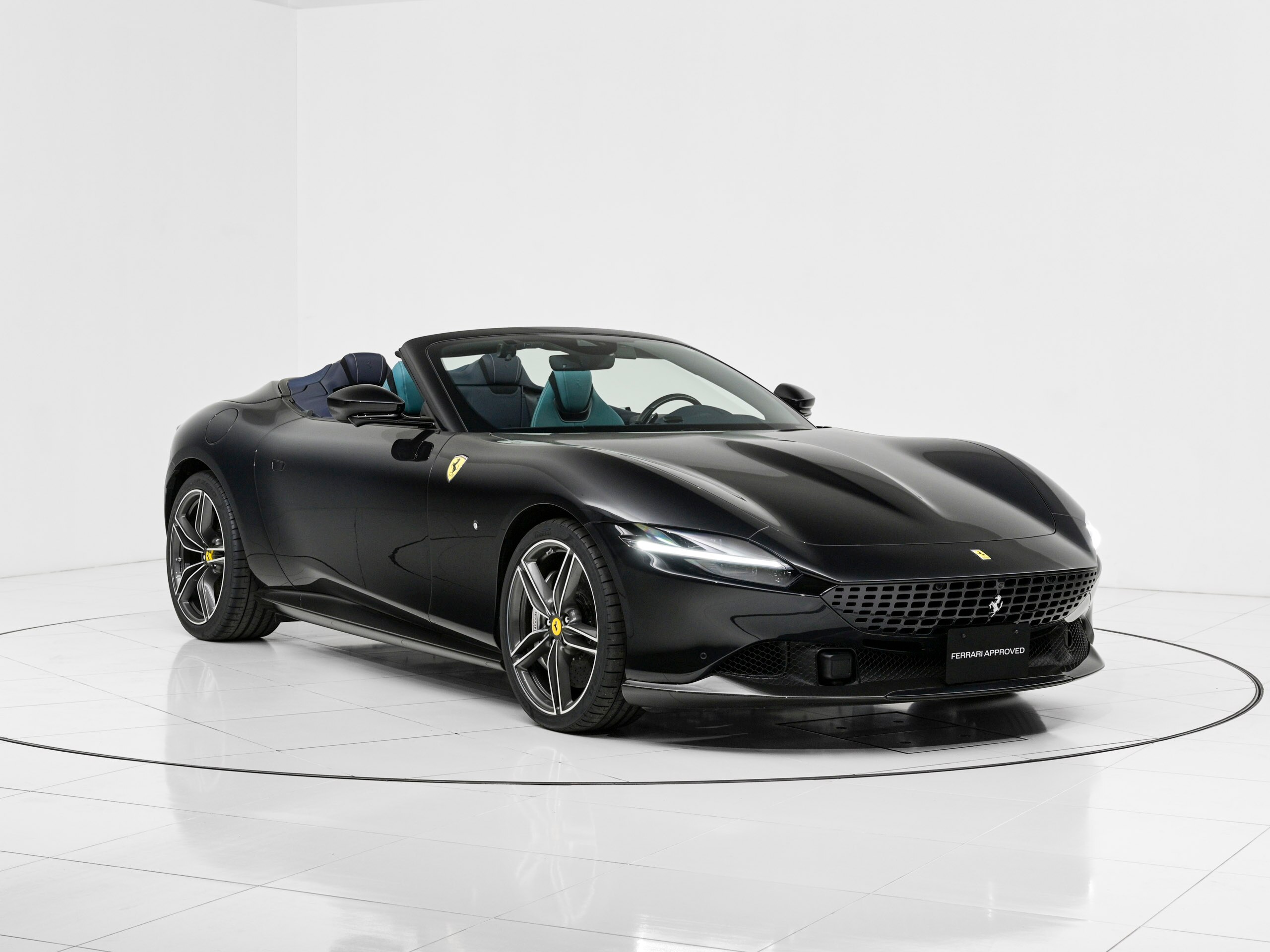 2025 Ferrari RomaSpider - フェラーリ ローマスパイダー F1 DCT 左H マグネライド LEDカーボンステア カーボン製Fウイング/ディフューザー/アウターシルカバー ダイアモンド研磨鍛造20AW