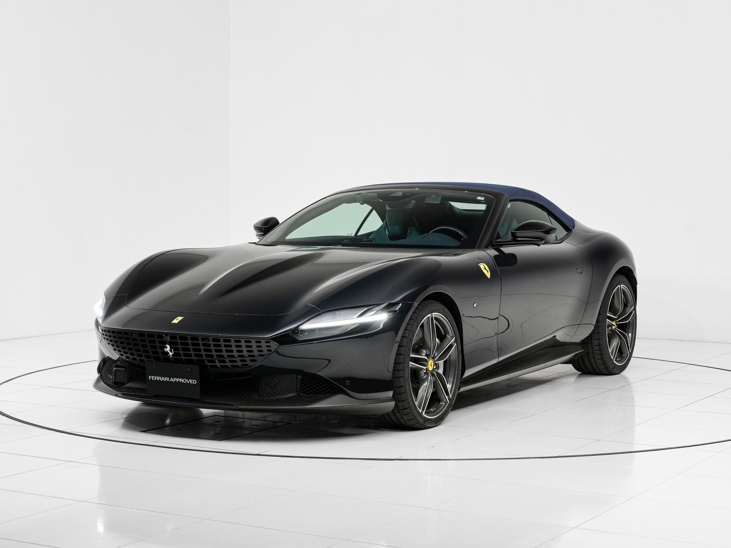 2025 Ferrari RomaSpider - フェラーリ ローマスパイダー F1 DCT 左H マグネライド LEDカーボンステア カーボン製Fウイング/ディフューザー/アウターシルカバー ダイアモンド研磨鍛造20AW