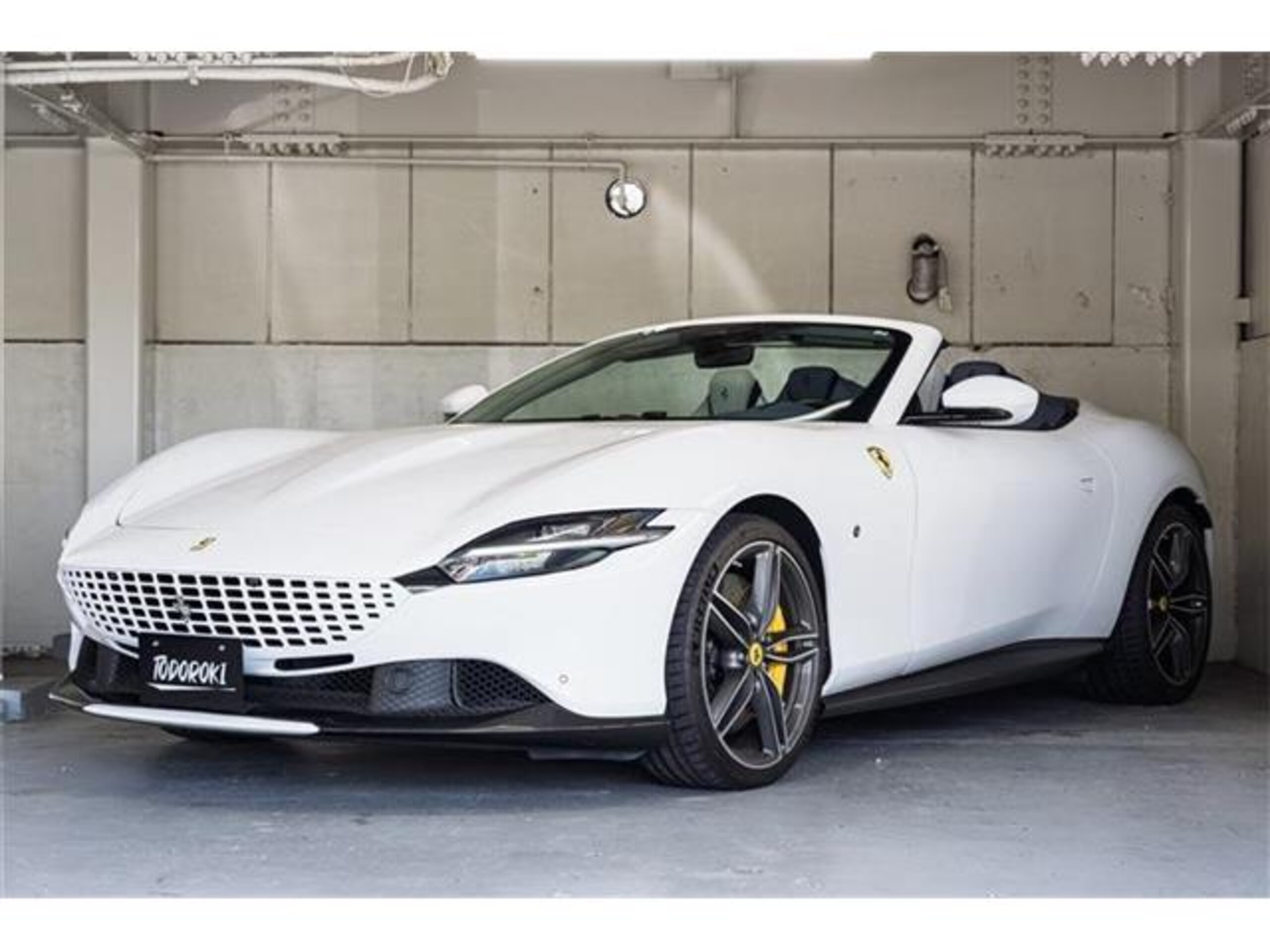 2025 Ferrari RomaSpider - フェラーリ ローマスパイダー F1 DCT OP1140 Bianco Cervino カーボン(リアディフューザー・シルカバー・Fスポイラー) LEDステアリング 鍛造ホイールダイアモンドカット 正規ディーラー車