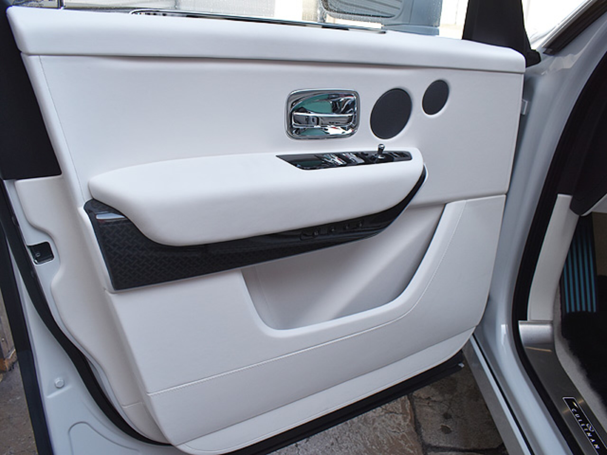 2025 Rolls-Royce Black Badge Cullinan