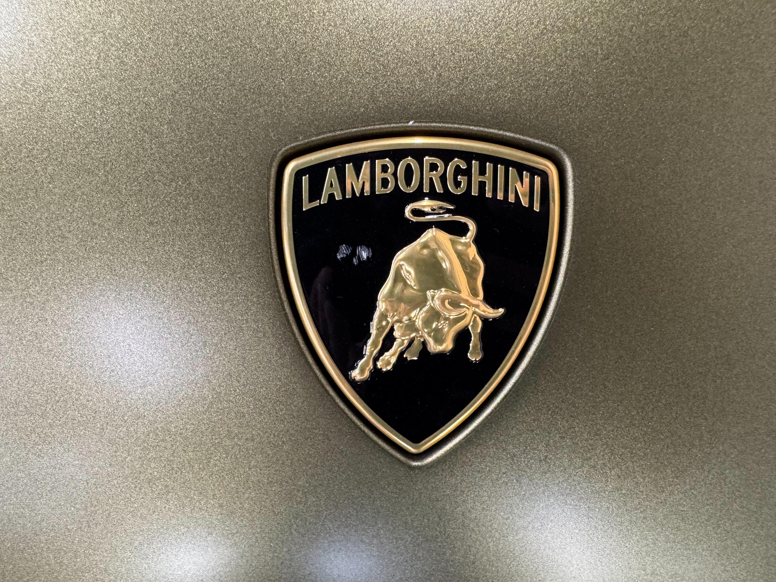 2025 Lamborghini Huracan Sterrato - 2025 لامبورغيني Huracan Sterrato