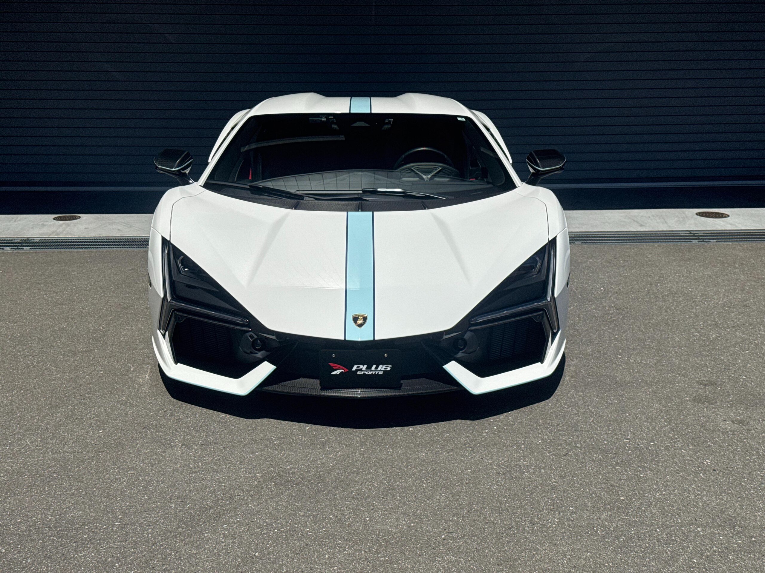 2025 Lamborghini Revuelto