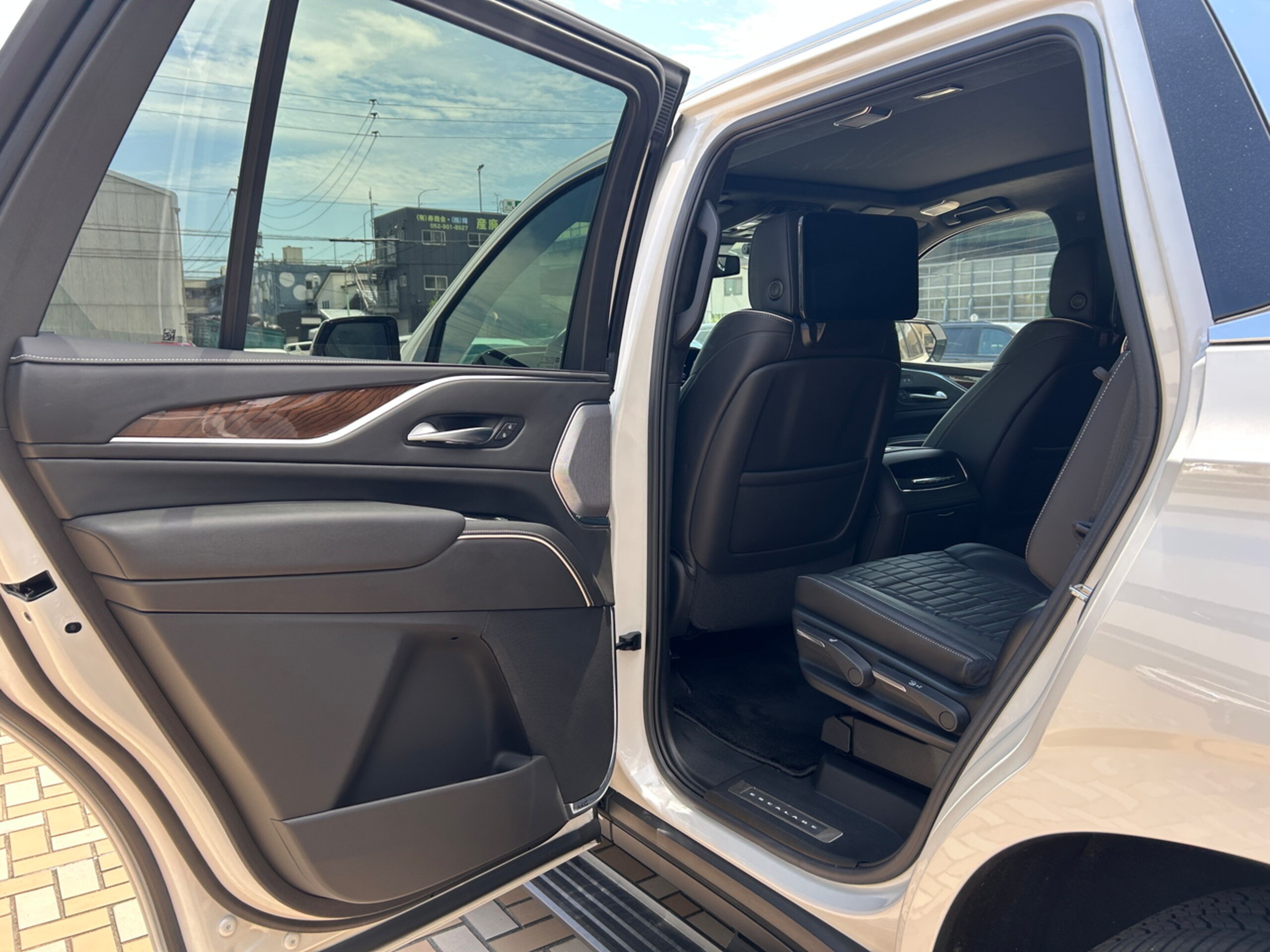 2025 Cadillac Escalade - 2025 كاديلاك Escalade