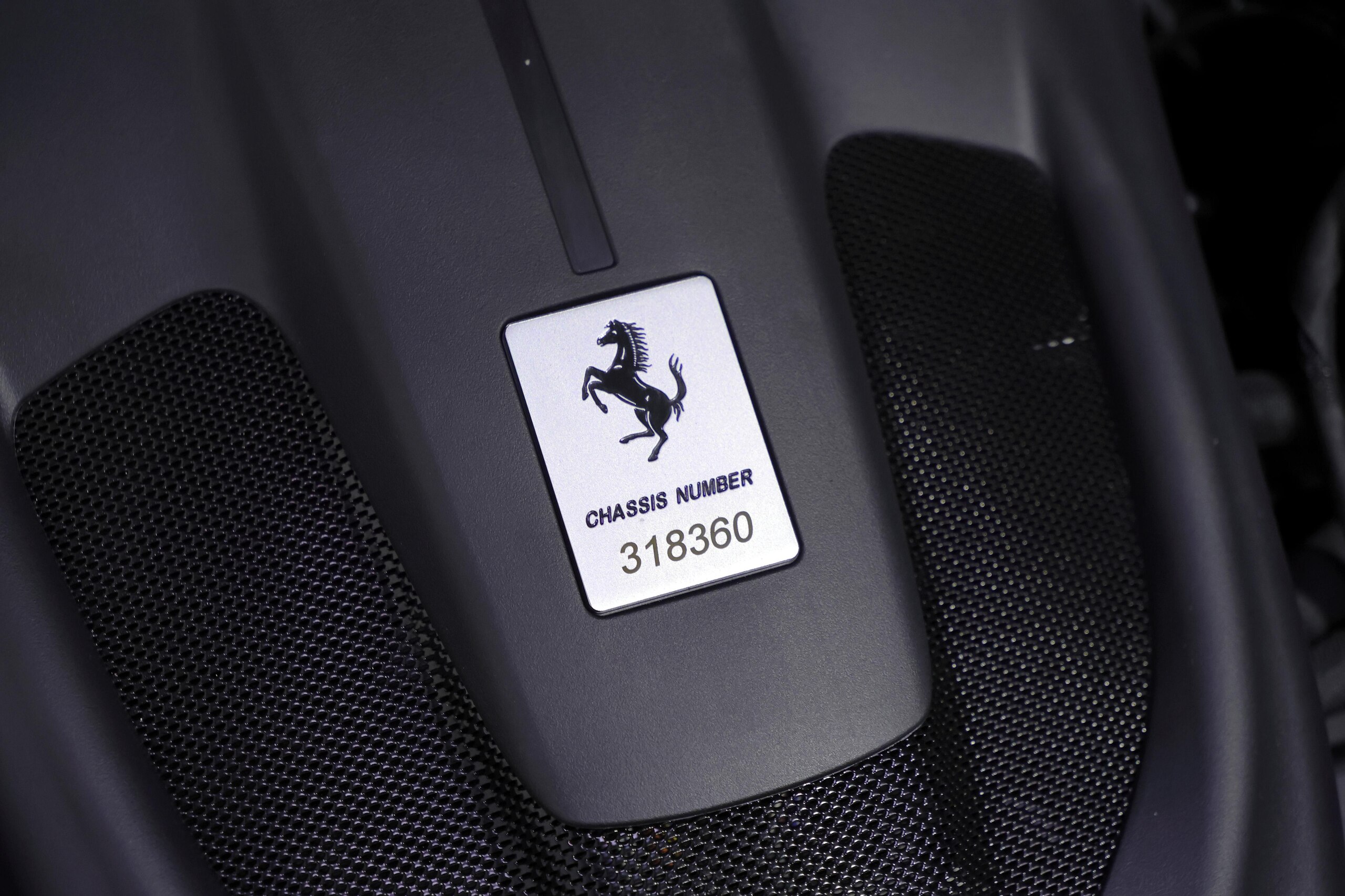 2025 Ferrari RomaSpider - フェラーリ ローマスパイダー F1 DCT カーボンファイバーLED付きステアリング フル電動シート