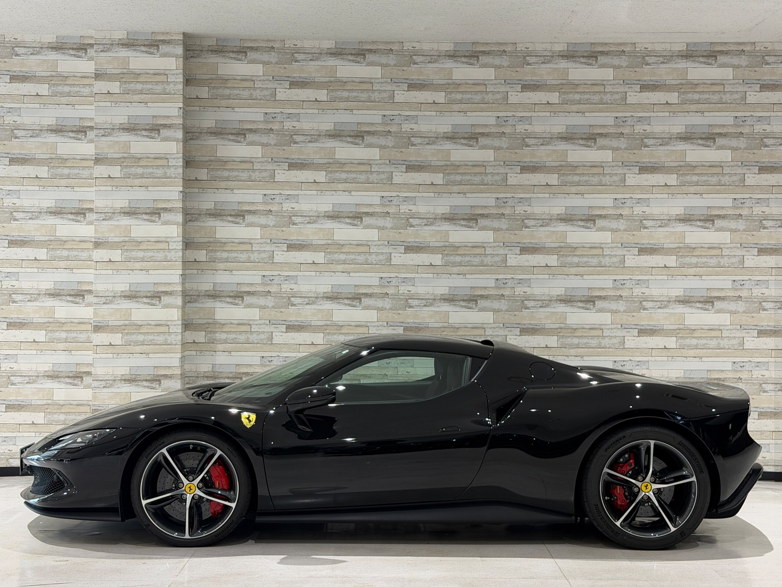 2025 Ferrari 296GTB