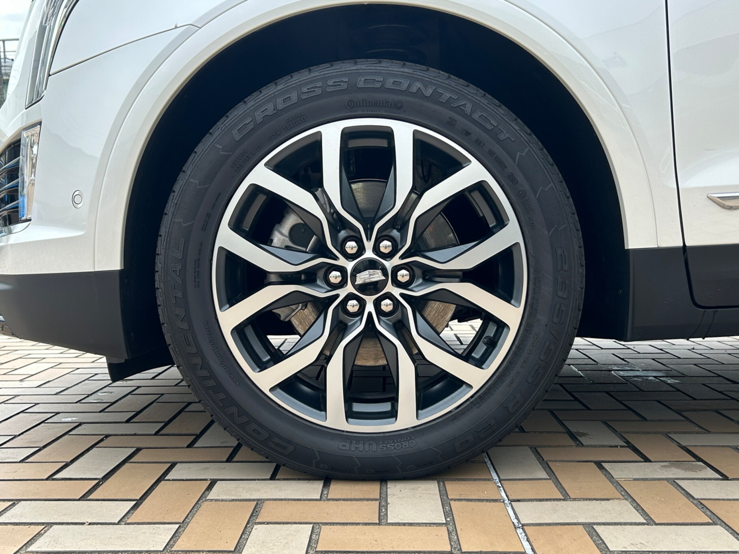 2025 Cadillac XT5