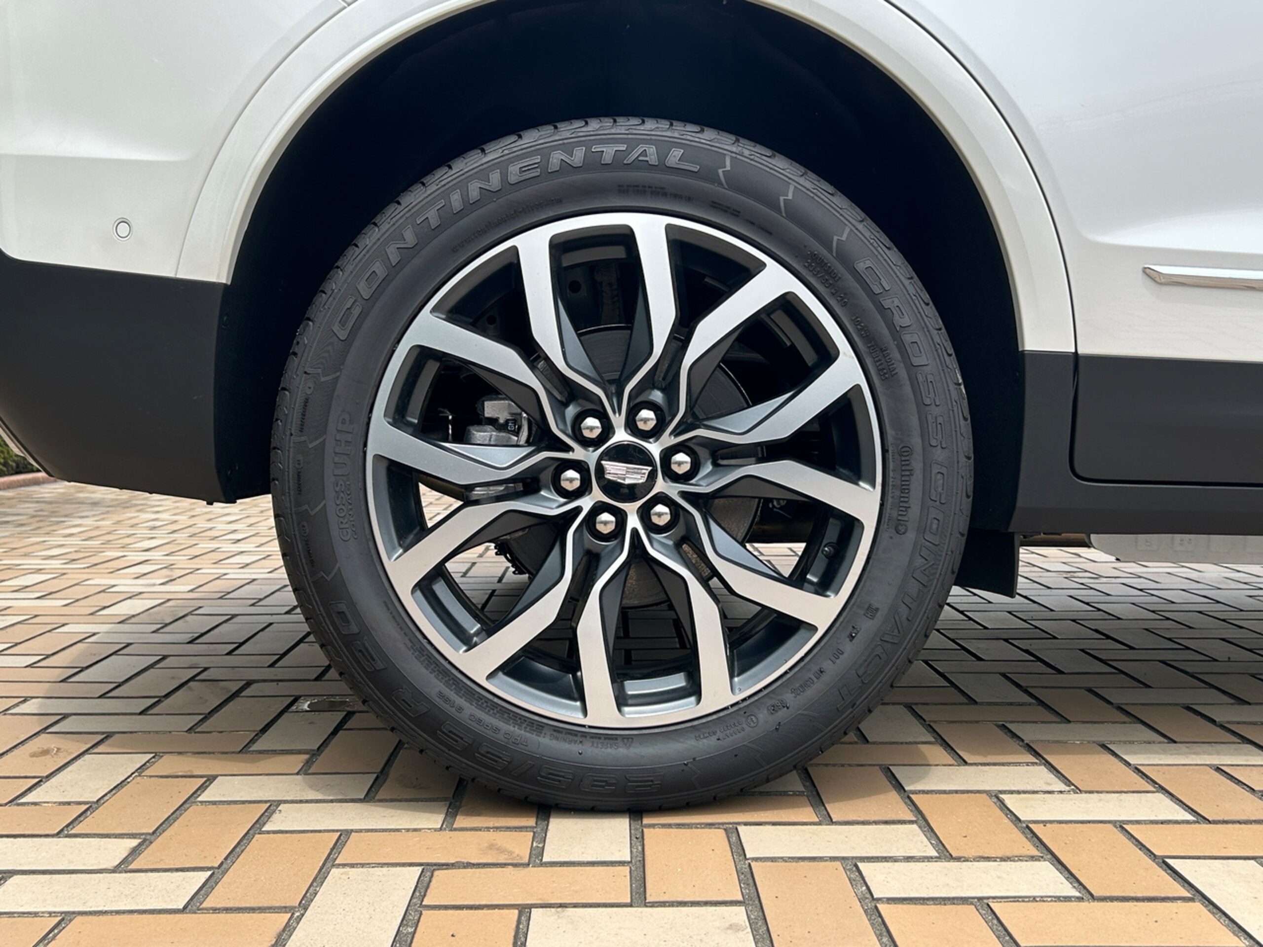 2025 Cadillac XT5