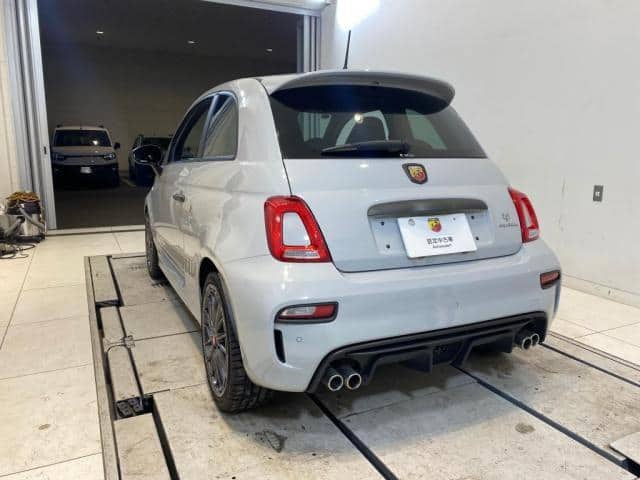 2022 ABARTH 595/3BA-31214T