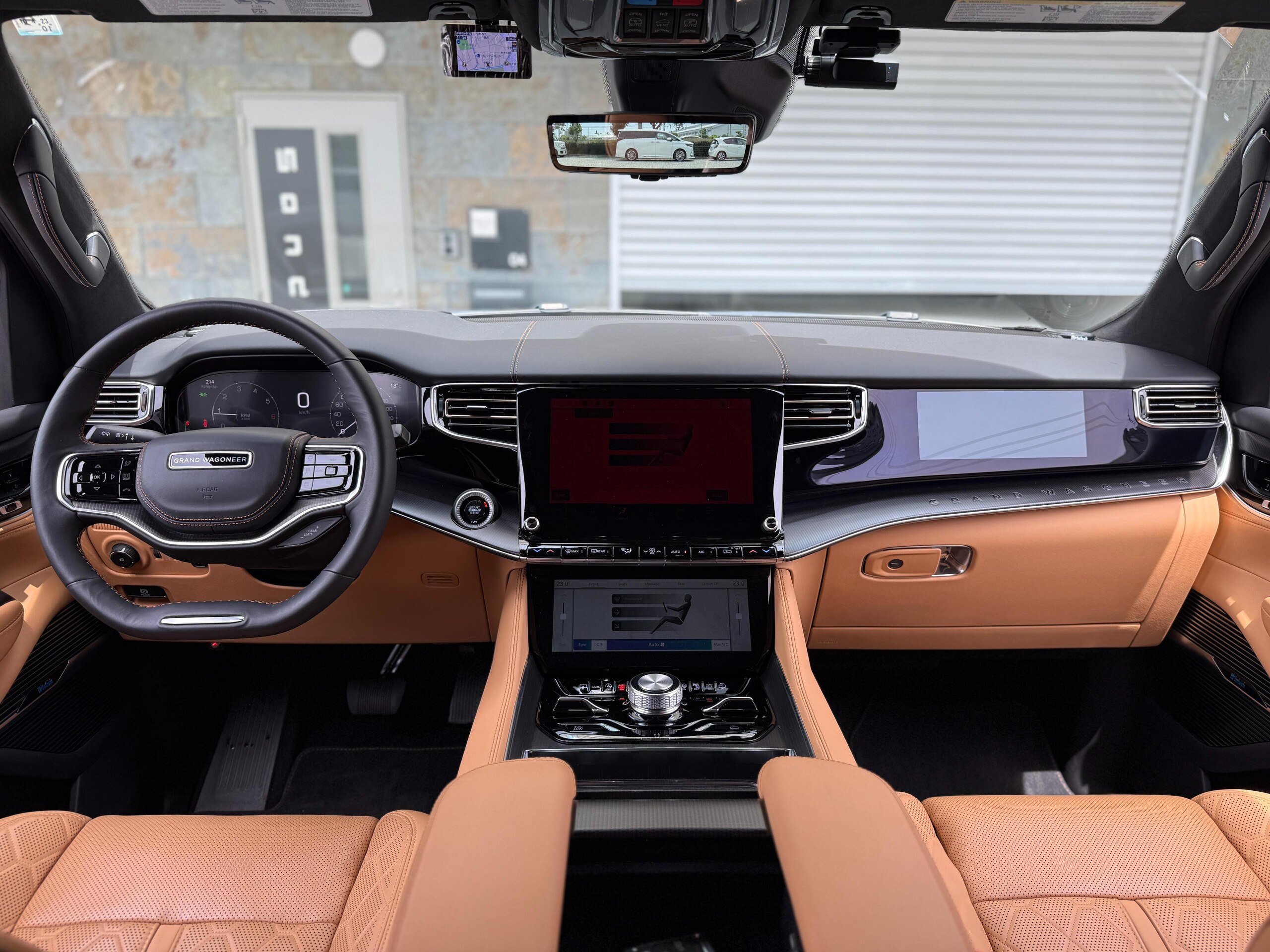 2025 Jeep Grand Wagoneer - ジープ グランドワゴニア シリーズIII 第三者機関検査済み MY2024 リアエンターテインメント パノラマサンルーフ McIntosh デジタルインナーミラー ヘッドアップディスプレイ シートヒーター&ベンチレーション サラウンドビューカメラシステム