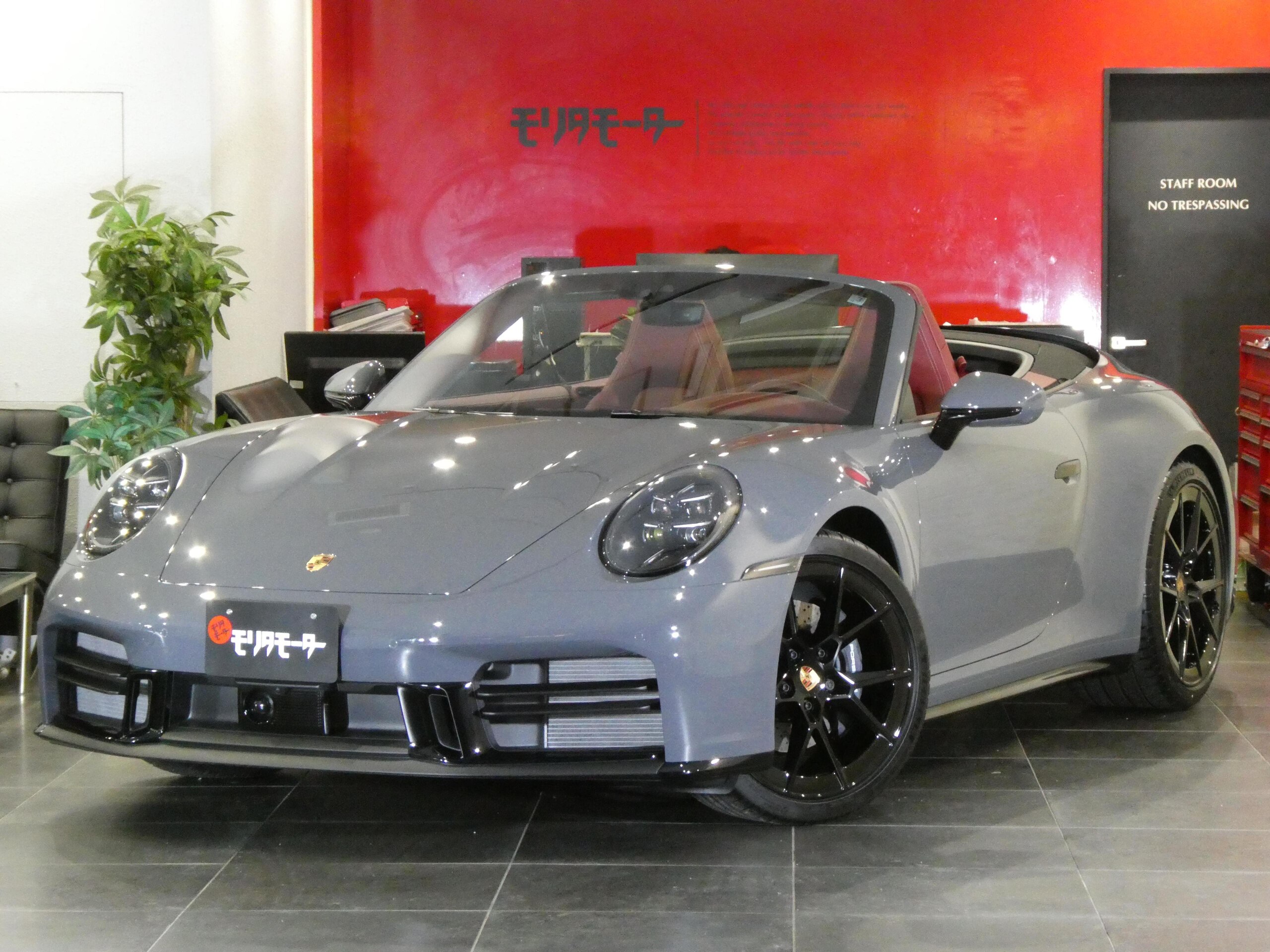 2025 Porsche 911 Cabriolet - 2025 بورشه 911 Cabriolet