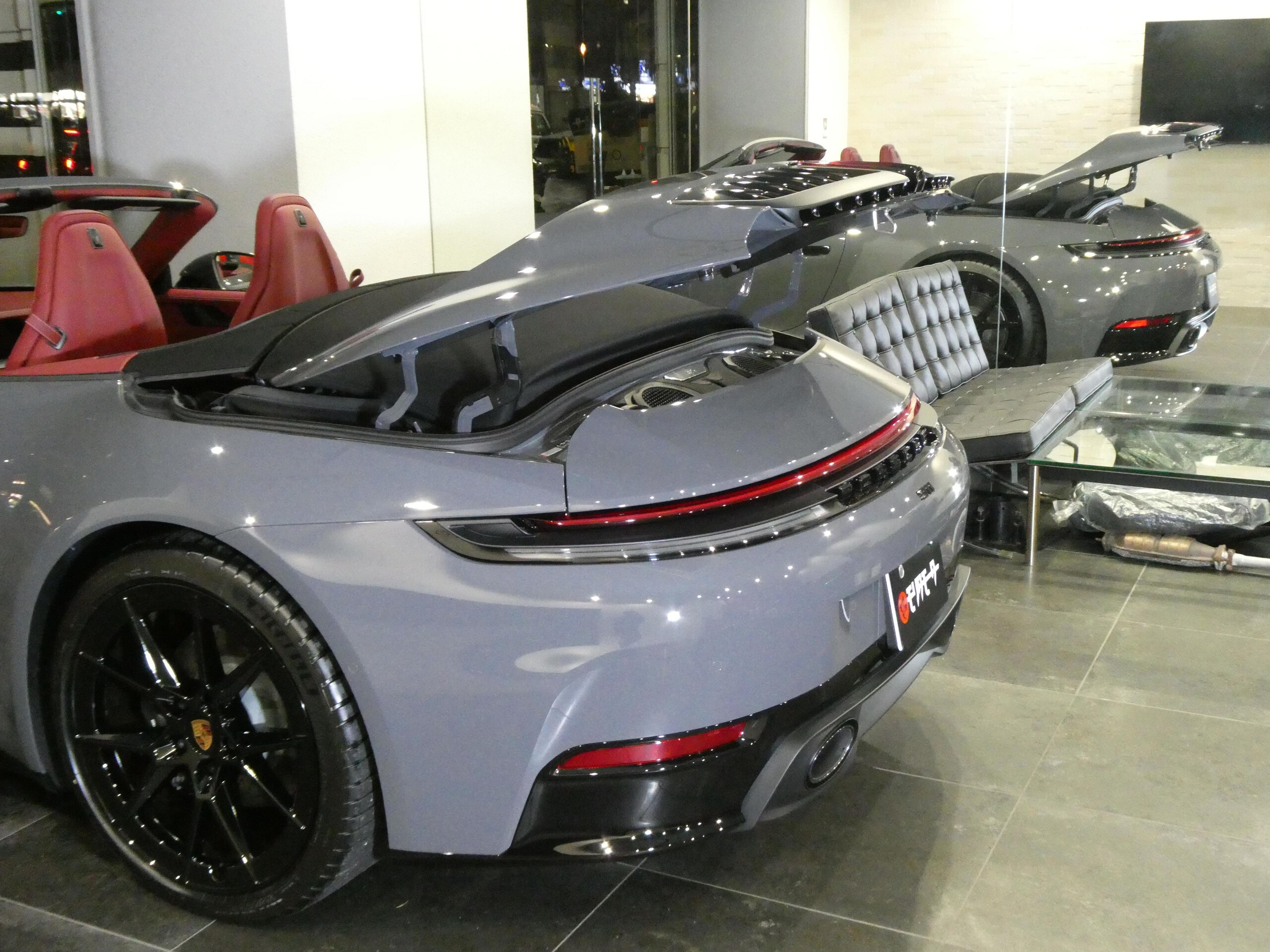 2025 Porsche 911 Cabriolet - 2025 بورشه 911 Cabriolet
