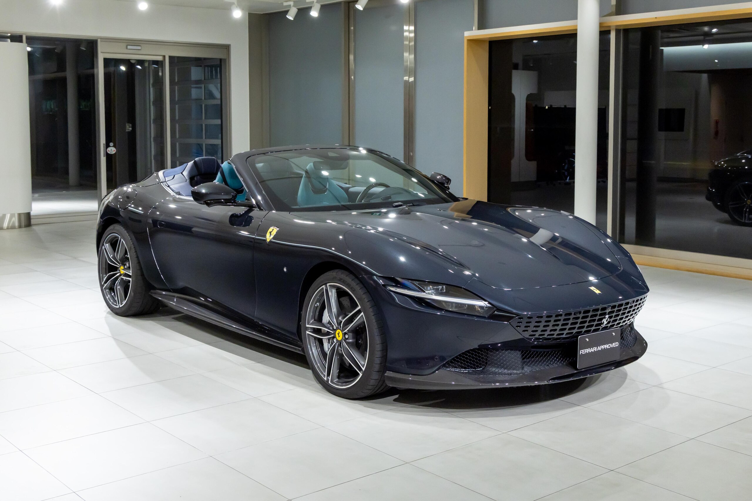 2025 Ferrari RomaSpider - 2025 فيراري RomaSpider