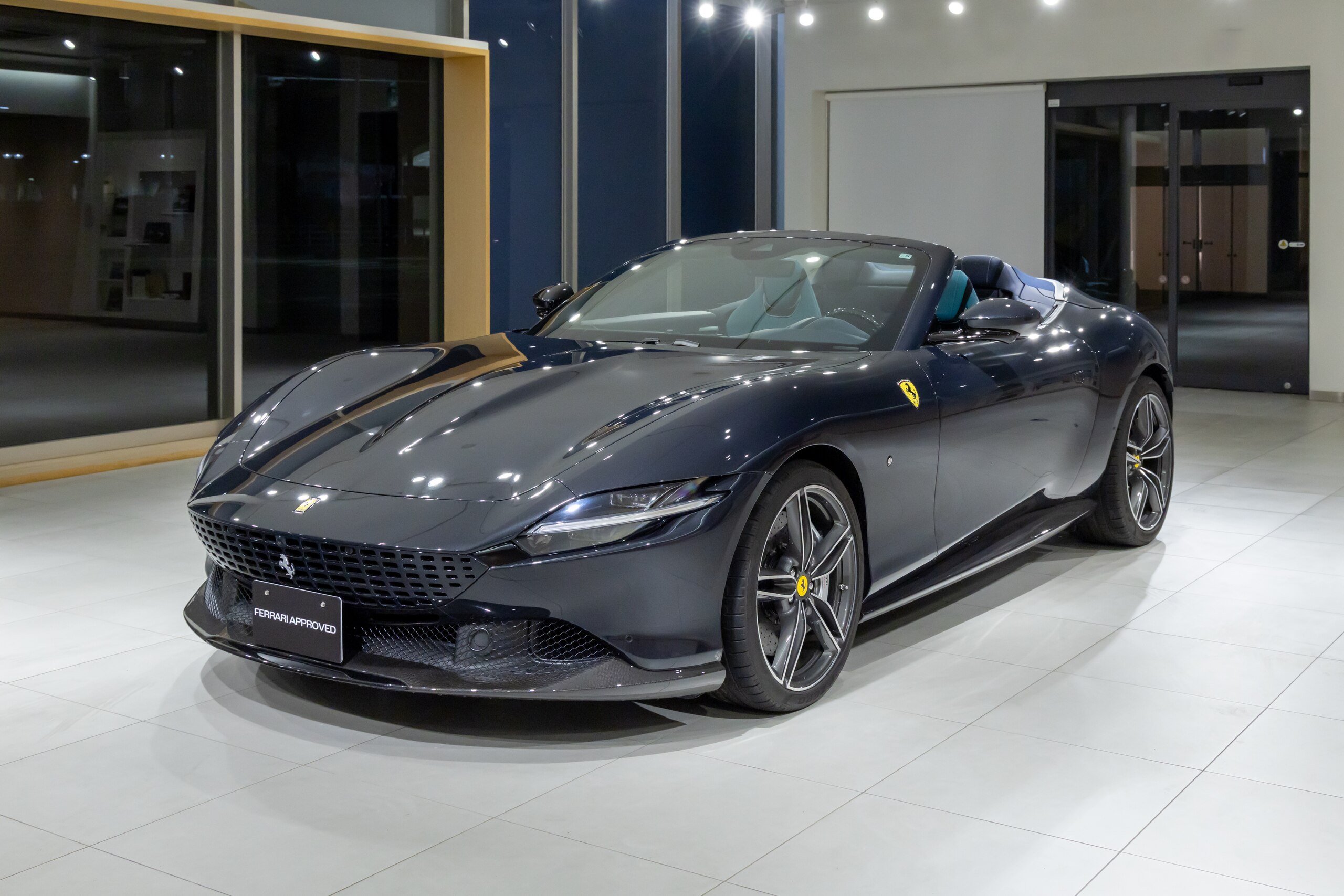 2025 Ferrari RomaSpider - 2025 فيراري RomaSpider