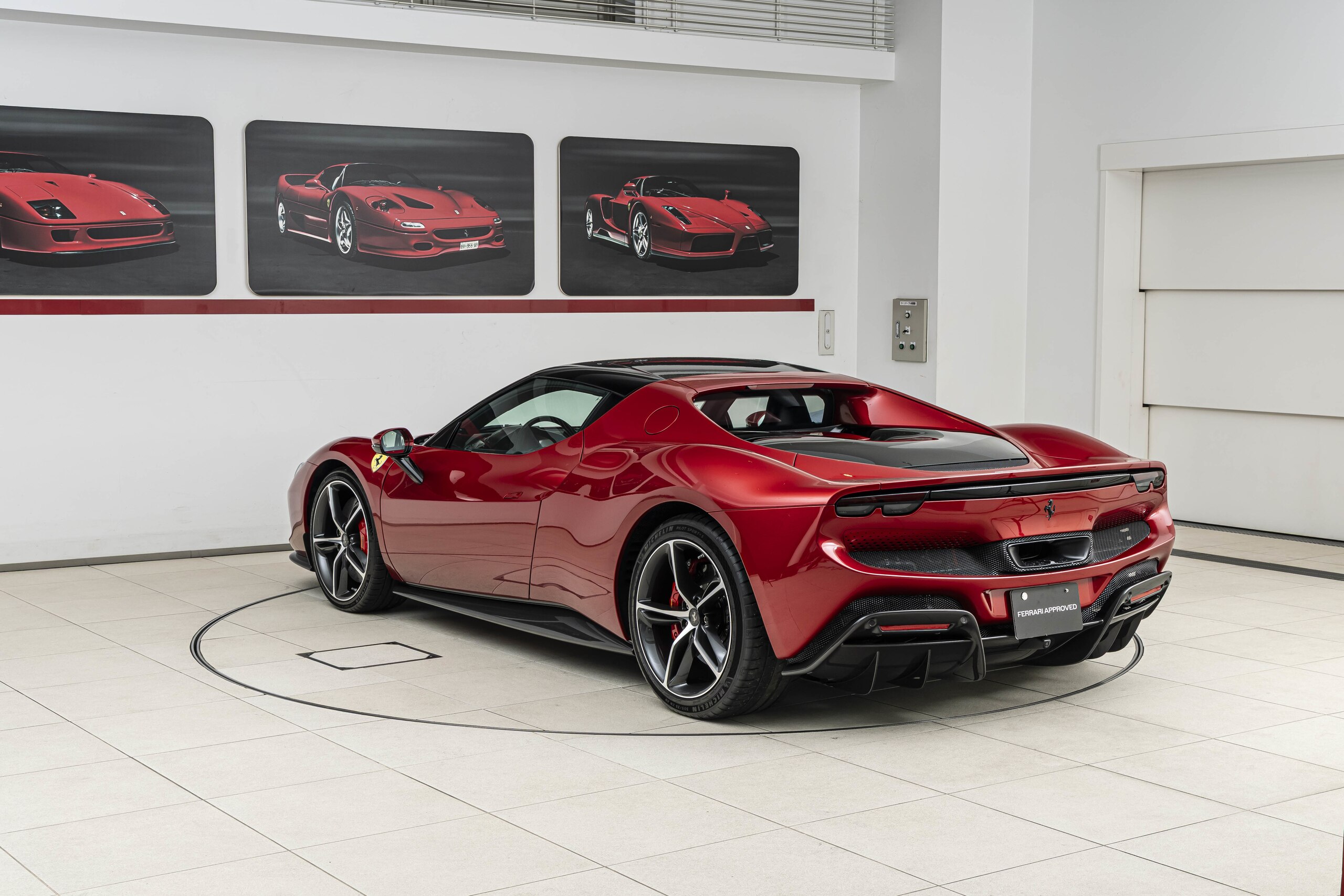 2025 Ferrari 296GTB - 2025 フェラーリ シールド