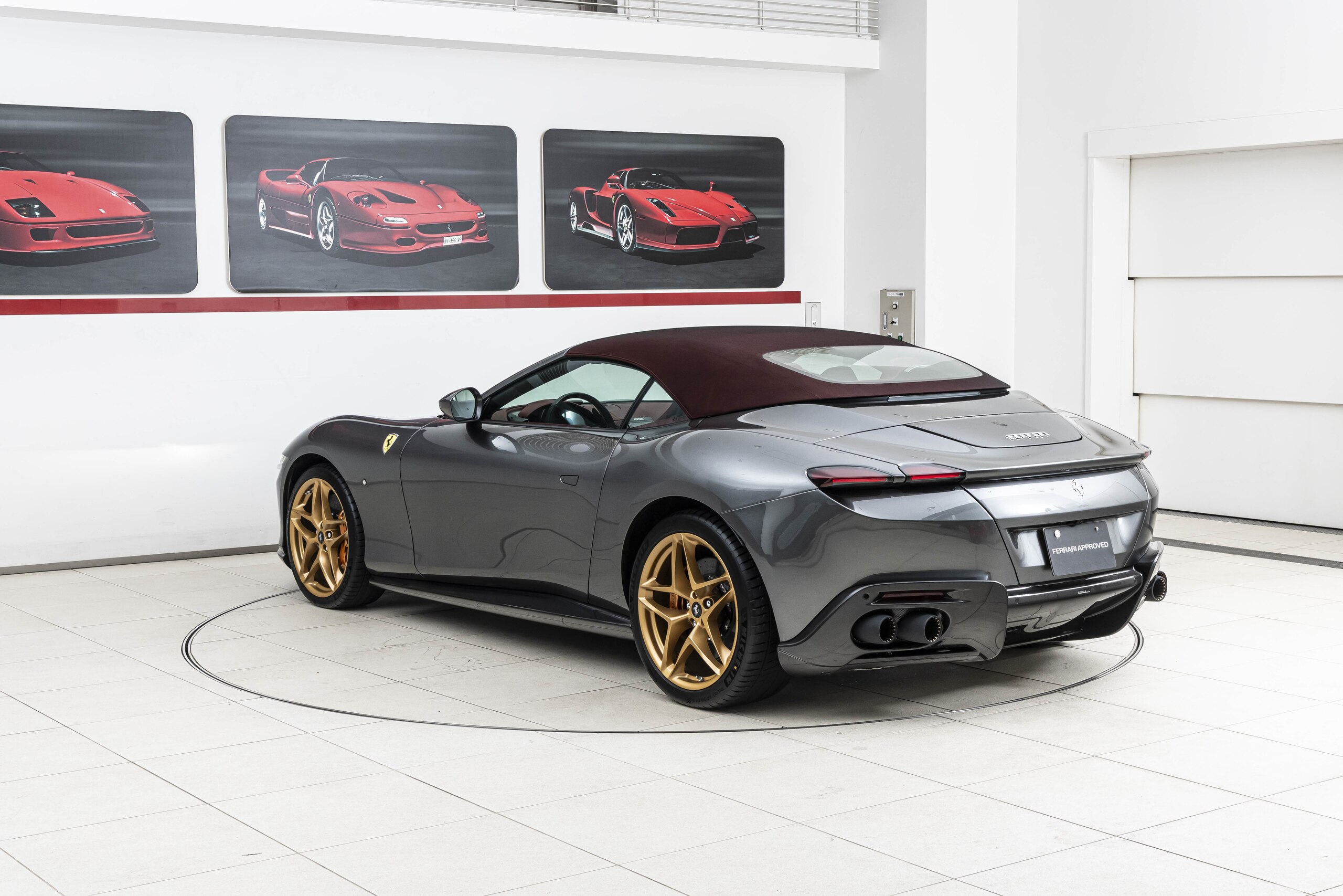2025 Ferrari RomaSpider - フェラーリ ローマスパイダー F1 DCT GrigioSilverStone/Bordeaux