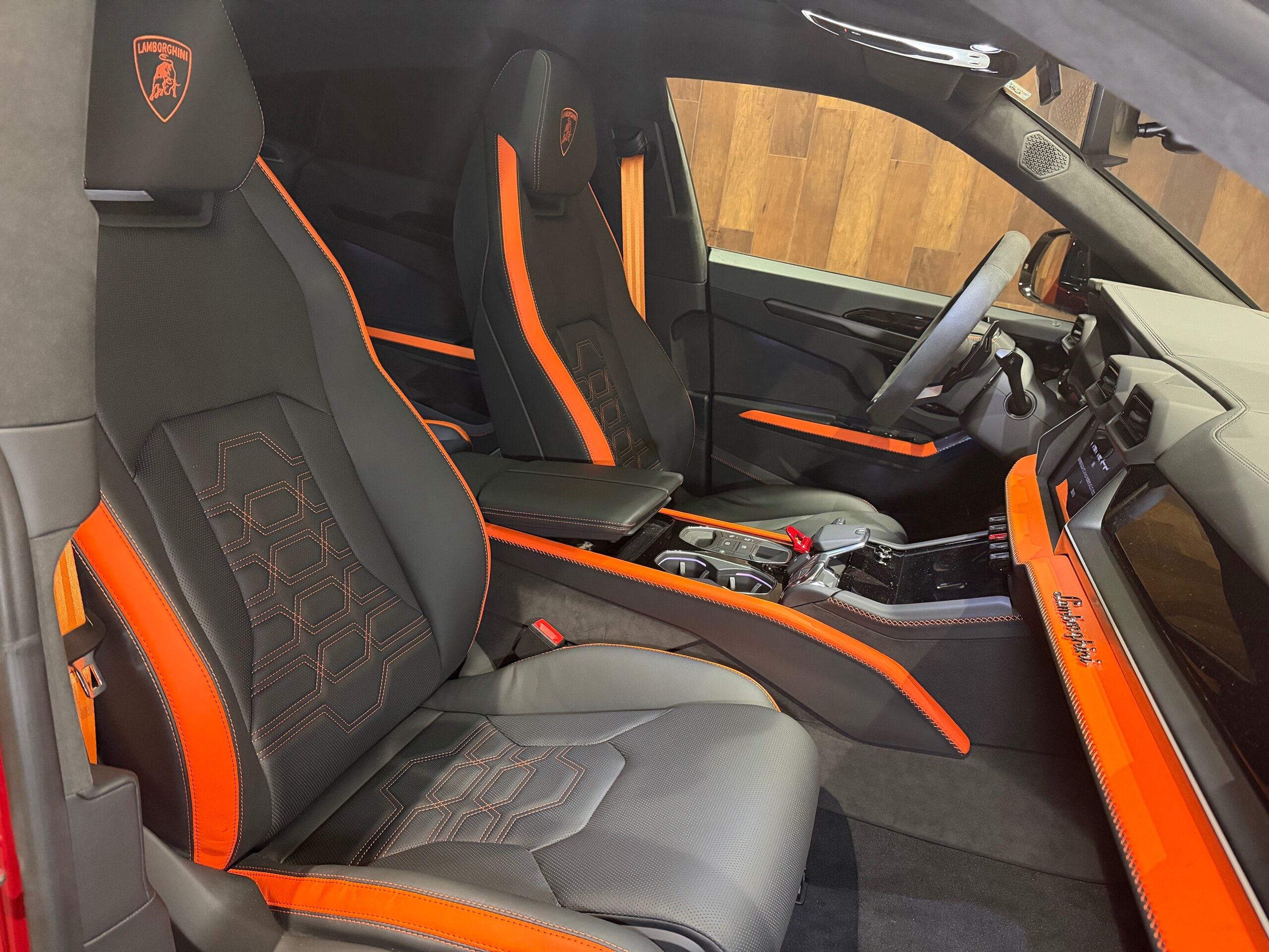 2025 Lamborghini Urus - 2025 لامبورغيني Urus