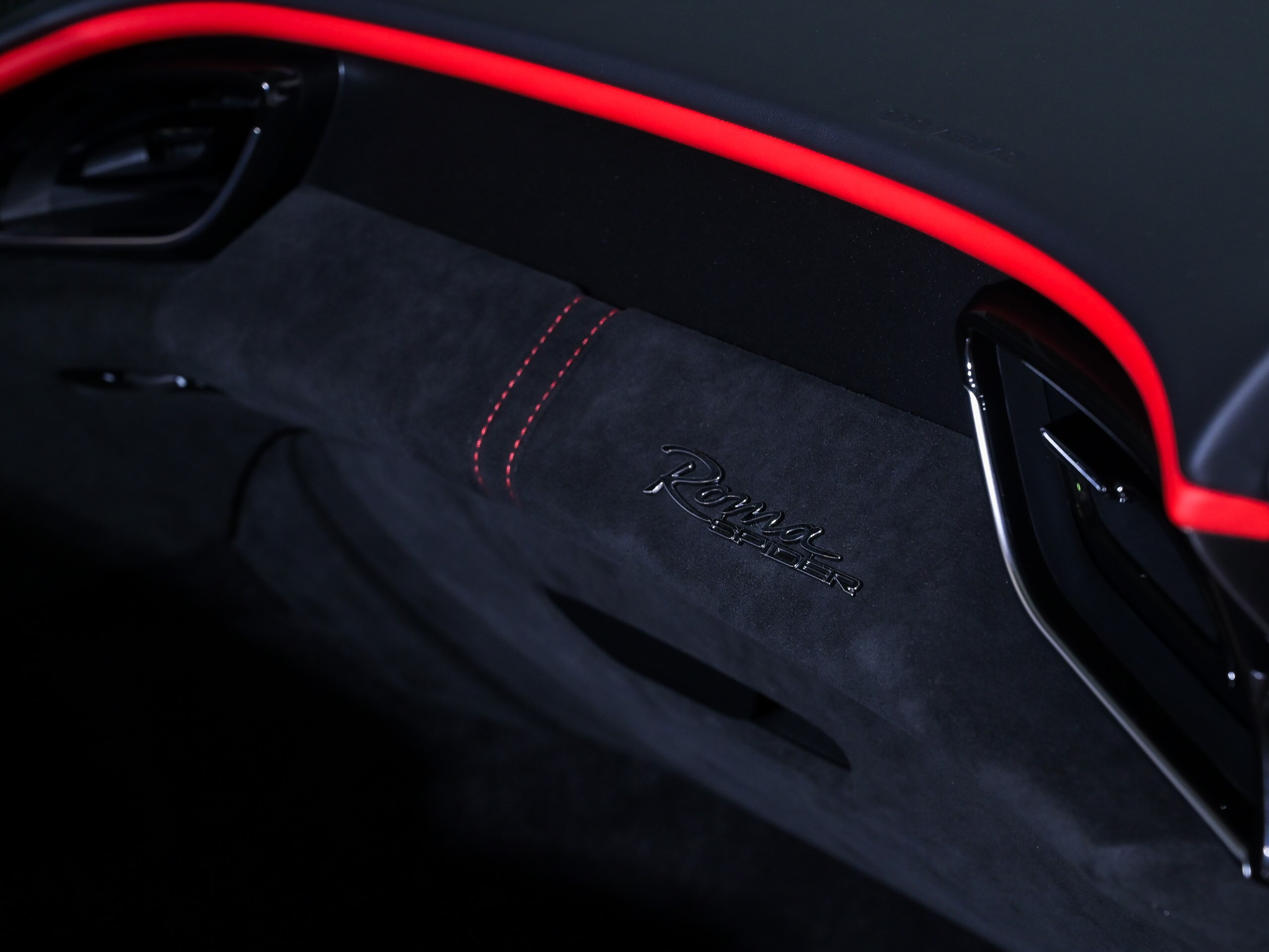 2025 Ferrari RomaSpider - 2025 فيراري RomaSpider