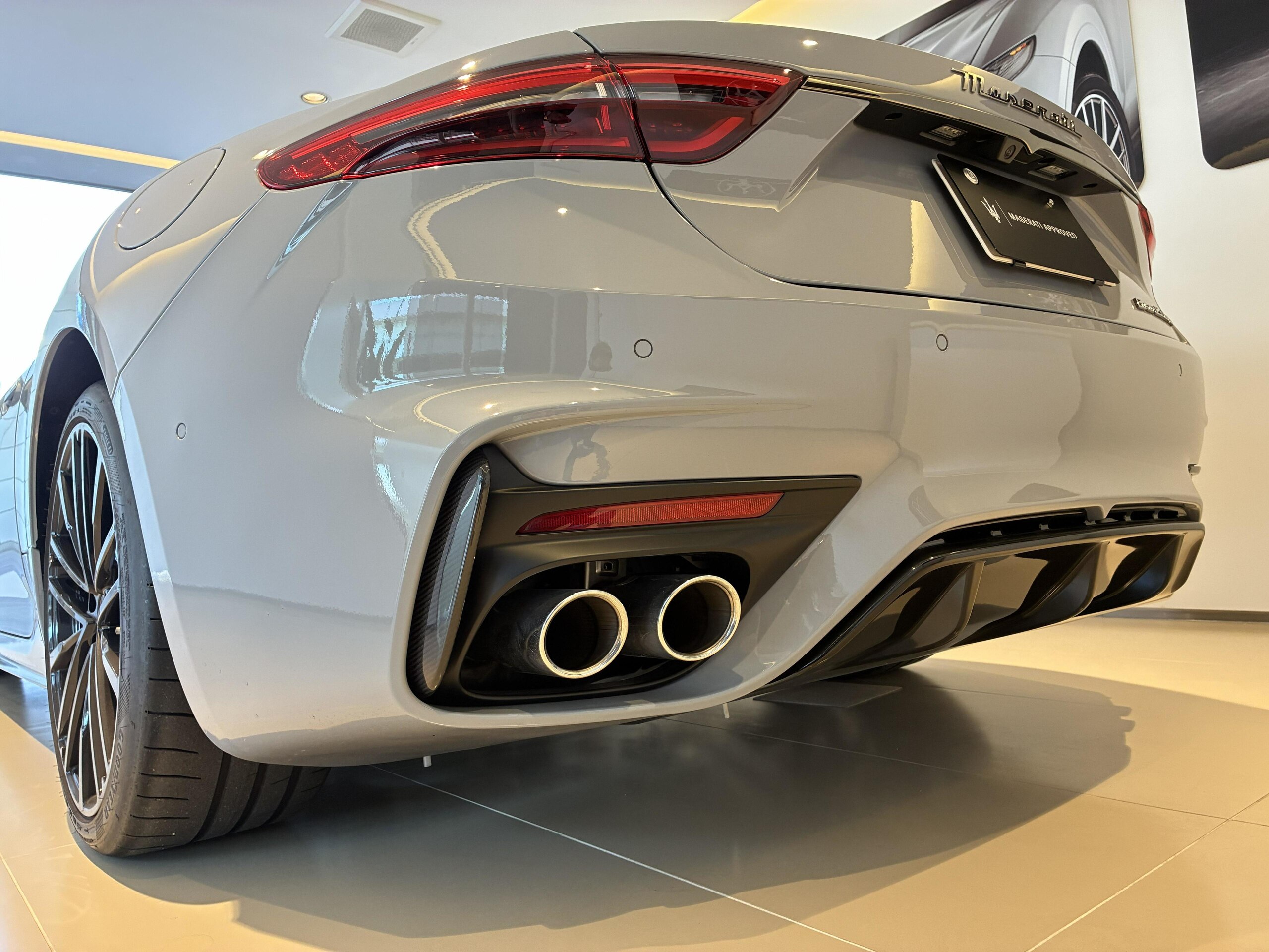 2025 Maserati GranCabrio - 2025 مازيراتي GranCabrio