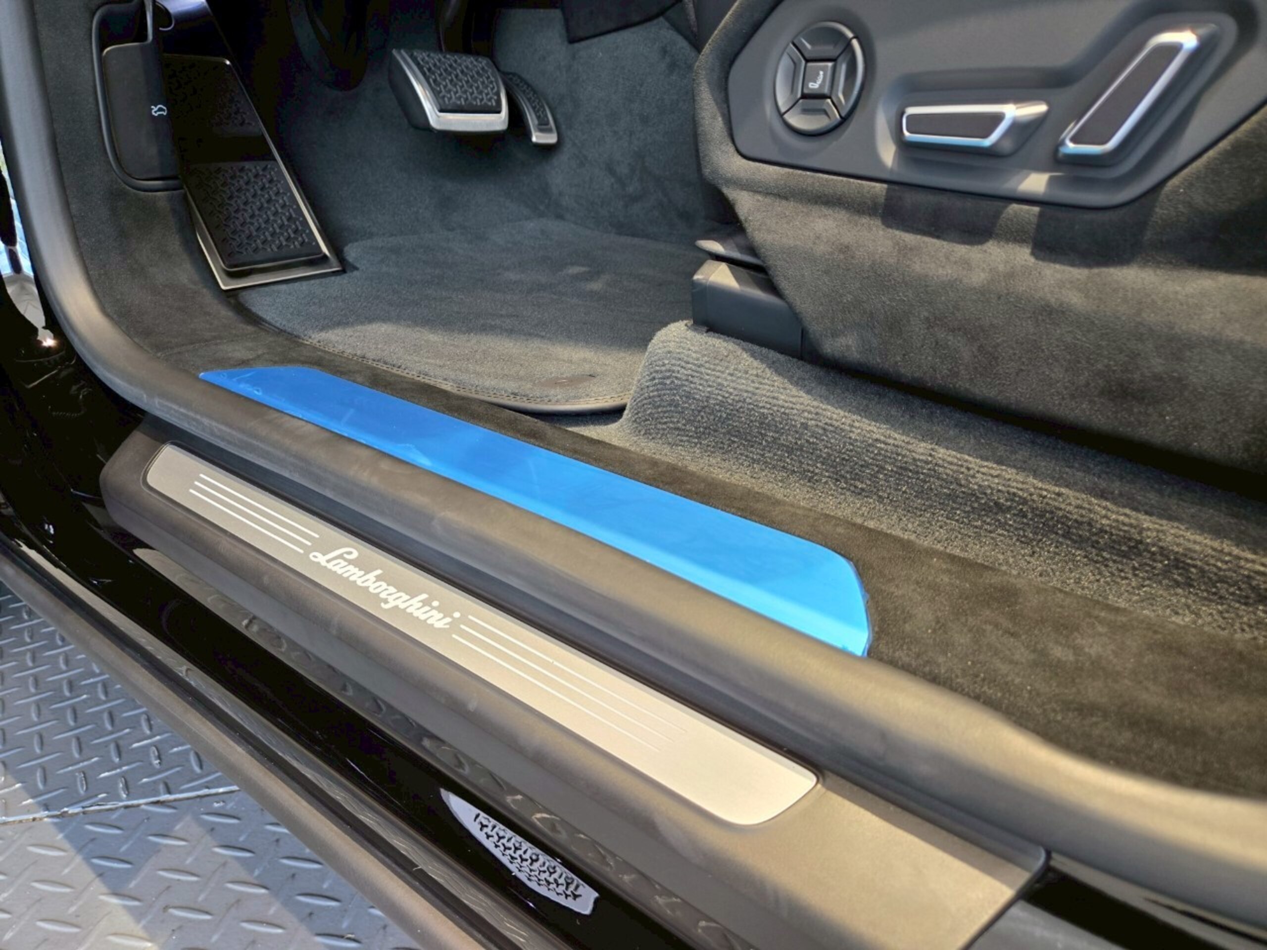 2025 Lamborghini Urus