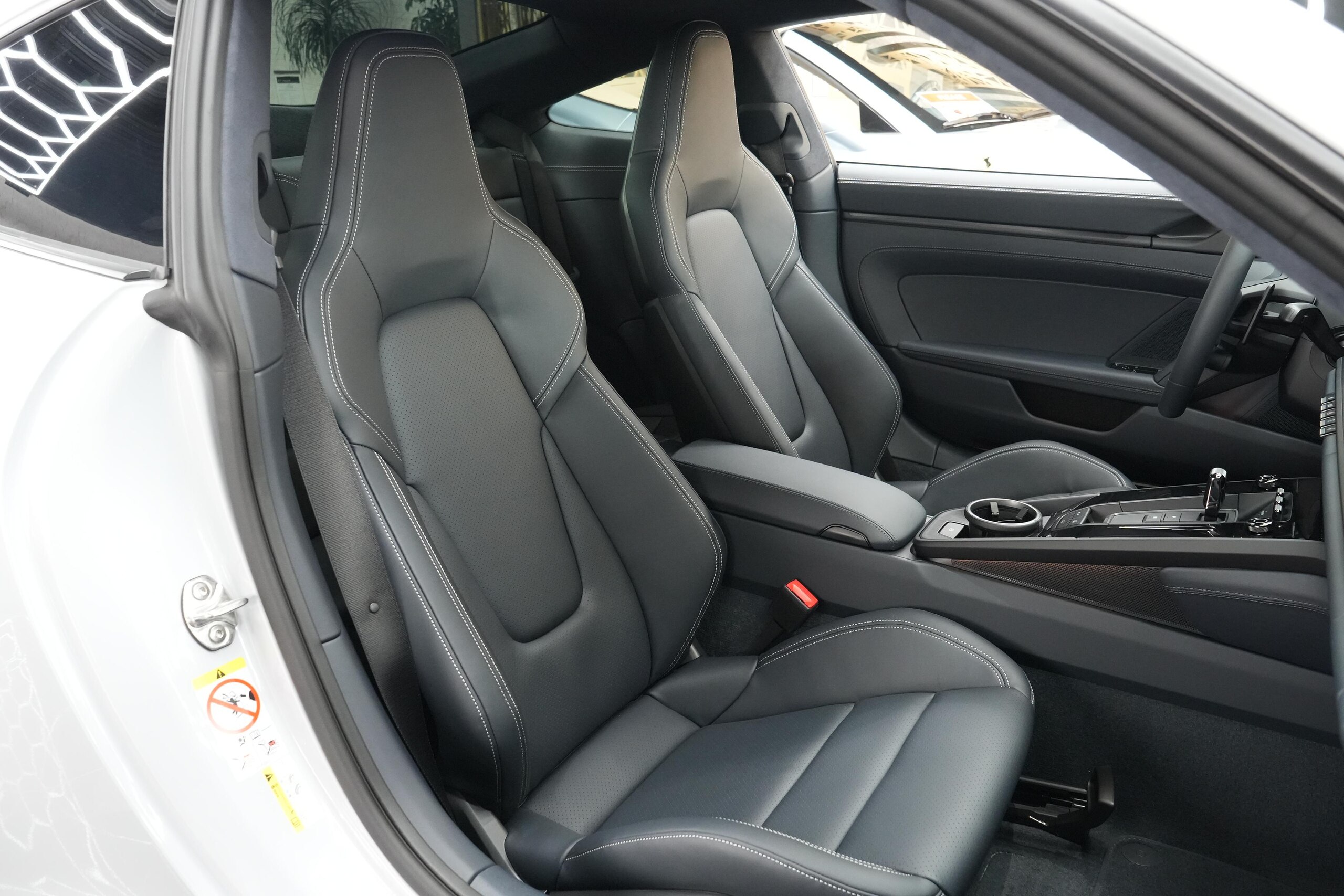 2026 Porsche 911 - ポルシェ 911 カレラ GTS PDK HDマトリックスLEDヘッドライト 電動チルト/スライドサンルーフ プライバシーガラス Exclusive Designテールライト