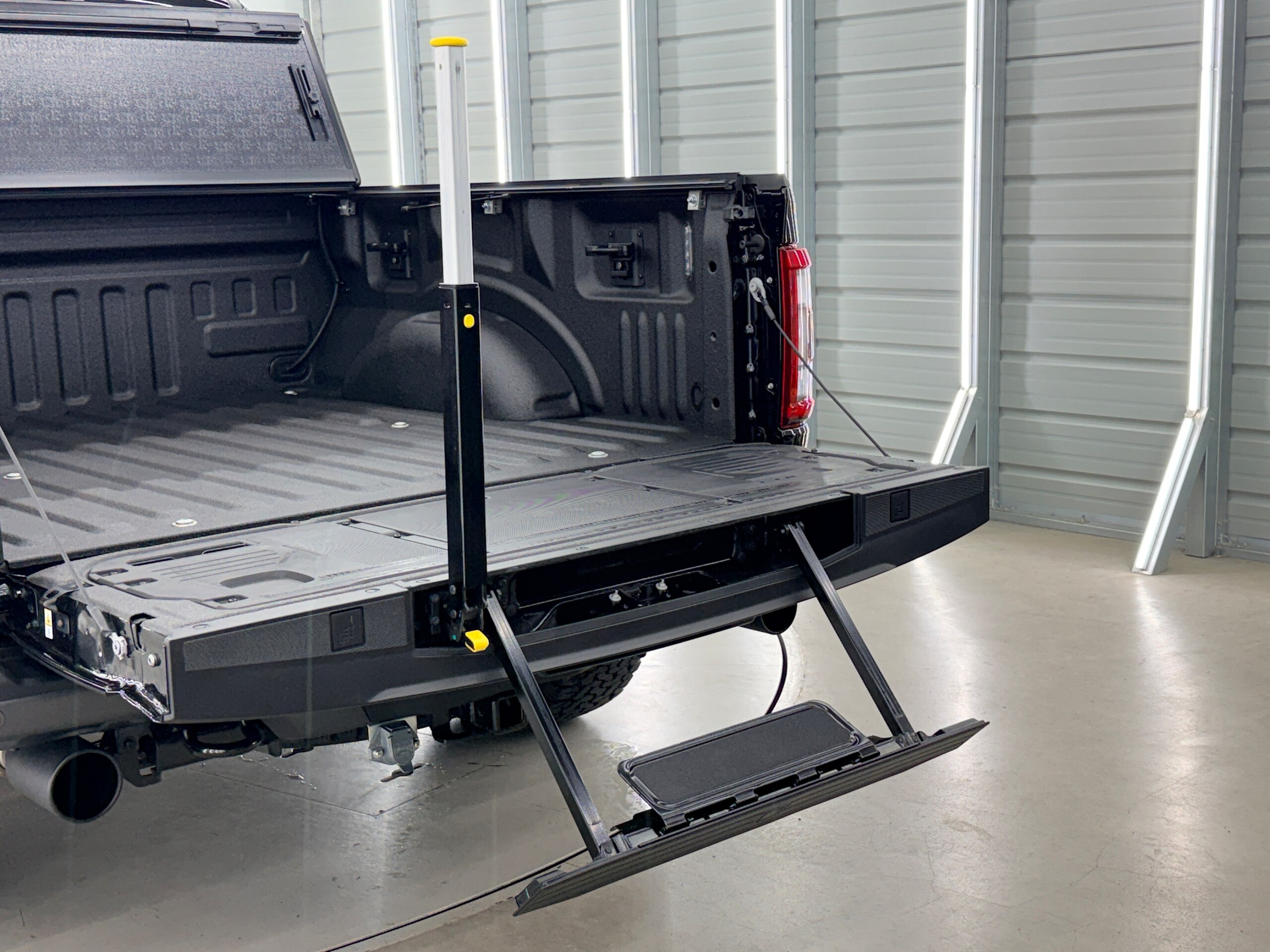 2021 Ford F-150 - 2021 فورد F-150