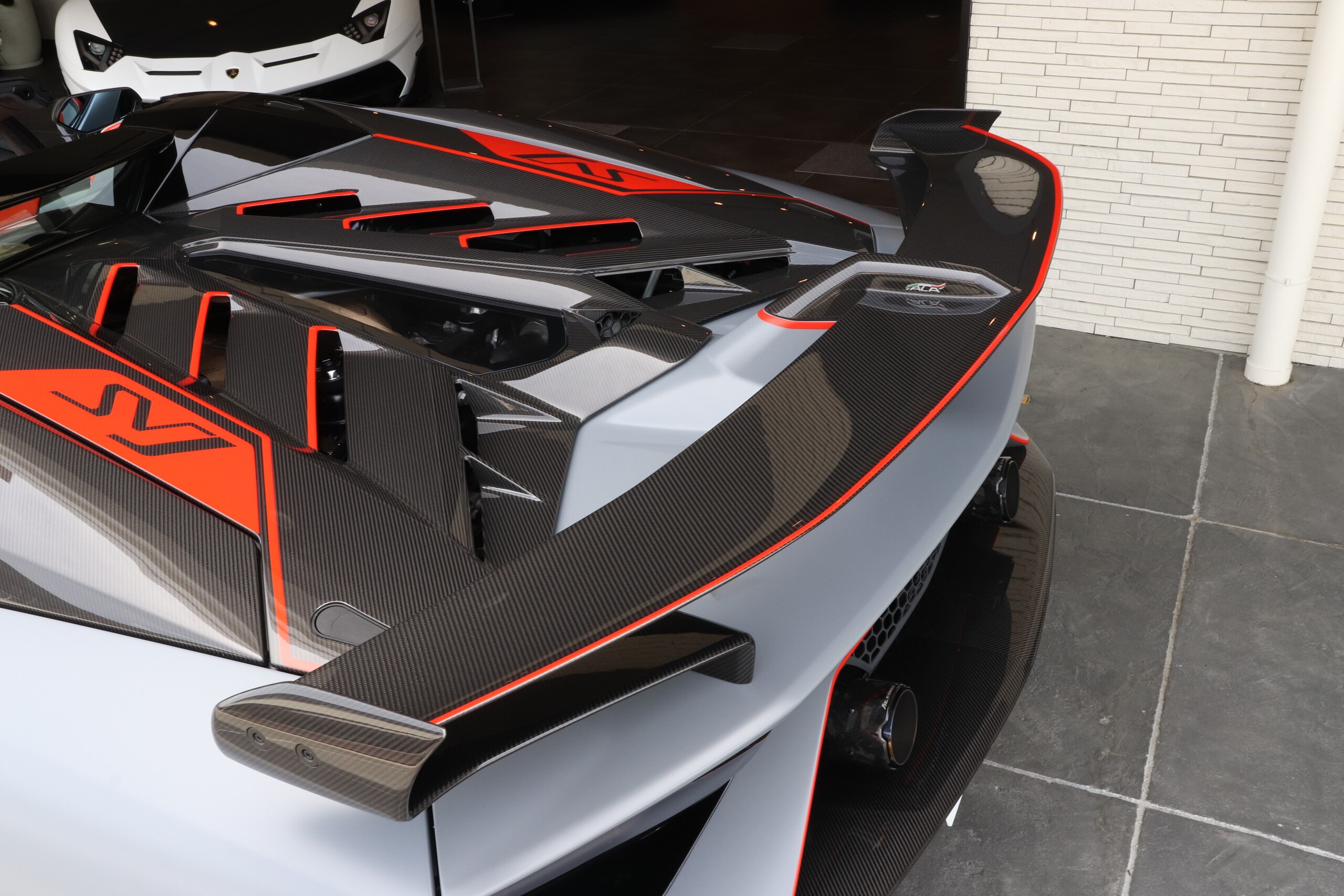 2021 Lamborghini Aventador Roadster - 2021 لامبورغيني Aventador Roadster