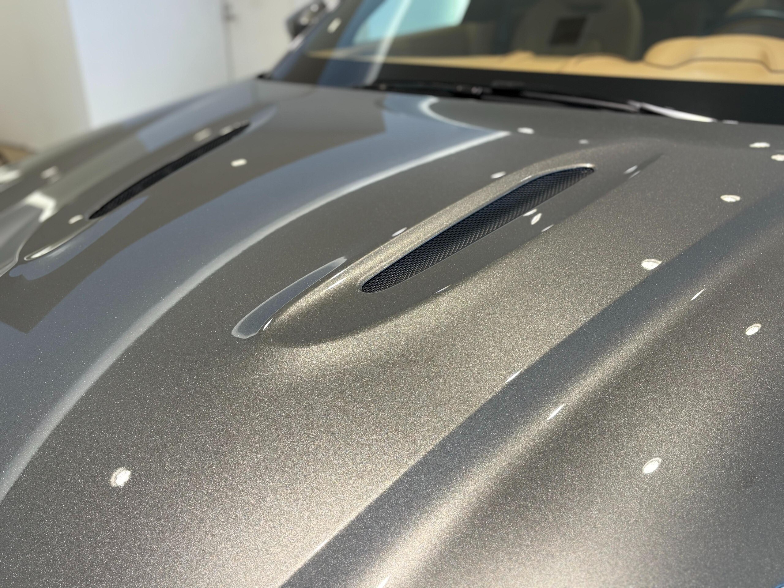2022 Aston Martin DBX