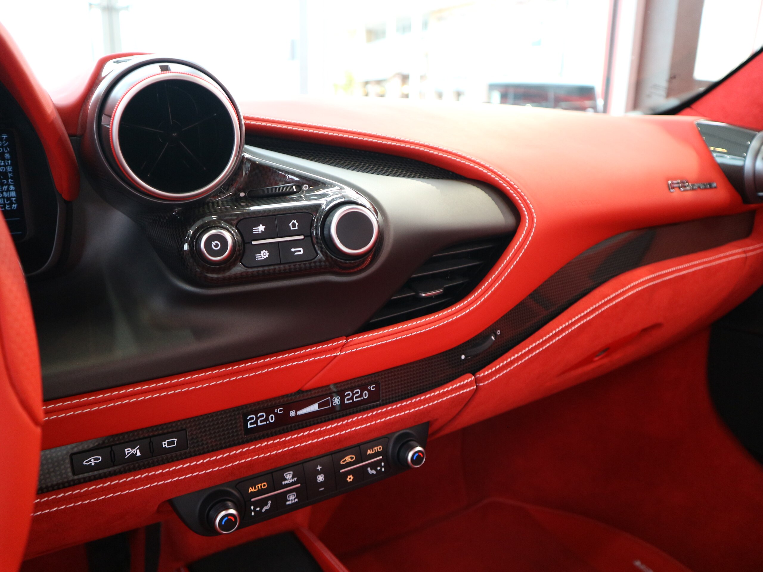 2022 Ferrari F8Spider - フェラーリ F8スパイダー F1 DCT ワンオーナー車/フルディーラー整備記録簿/OP1000オーバー/フルボディステルスPPF施工/内外装EGカーボン/レーシングシート(トリコロールstripe)/LEDハンドル/ダイヤモンドカット鍛造20AW(チタンボルト)/Fリフター