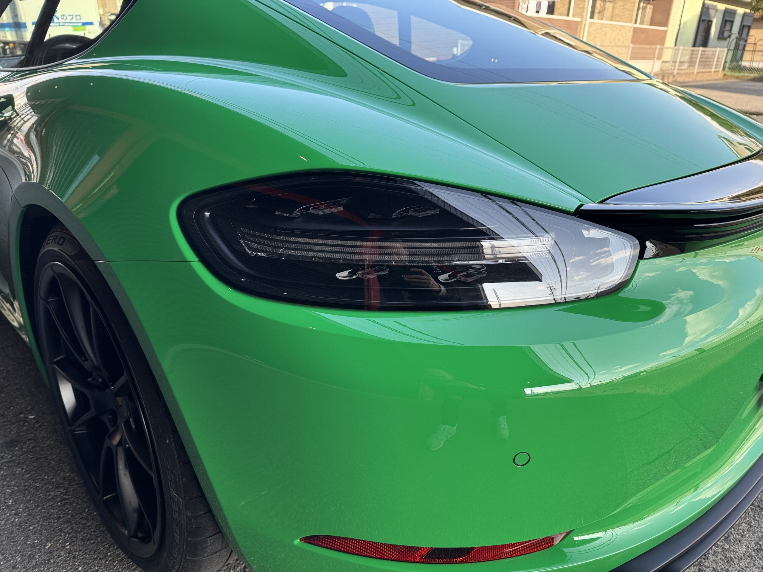2022 Porsche 718 Cayman - ポルシェ 718ケイマン GTS 4.0 スポーツクロノ スポーツエキゾースト GTSインテリアパッケージ カーボンステアリング PDLSティンテッド PASM エクスクルーシブデザインテールライト スポーツシート+ シートヒーター サテンブラック20インチAW