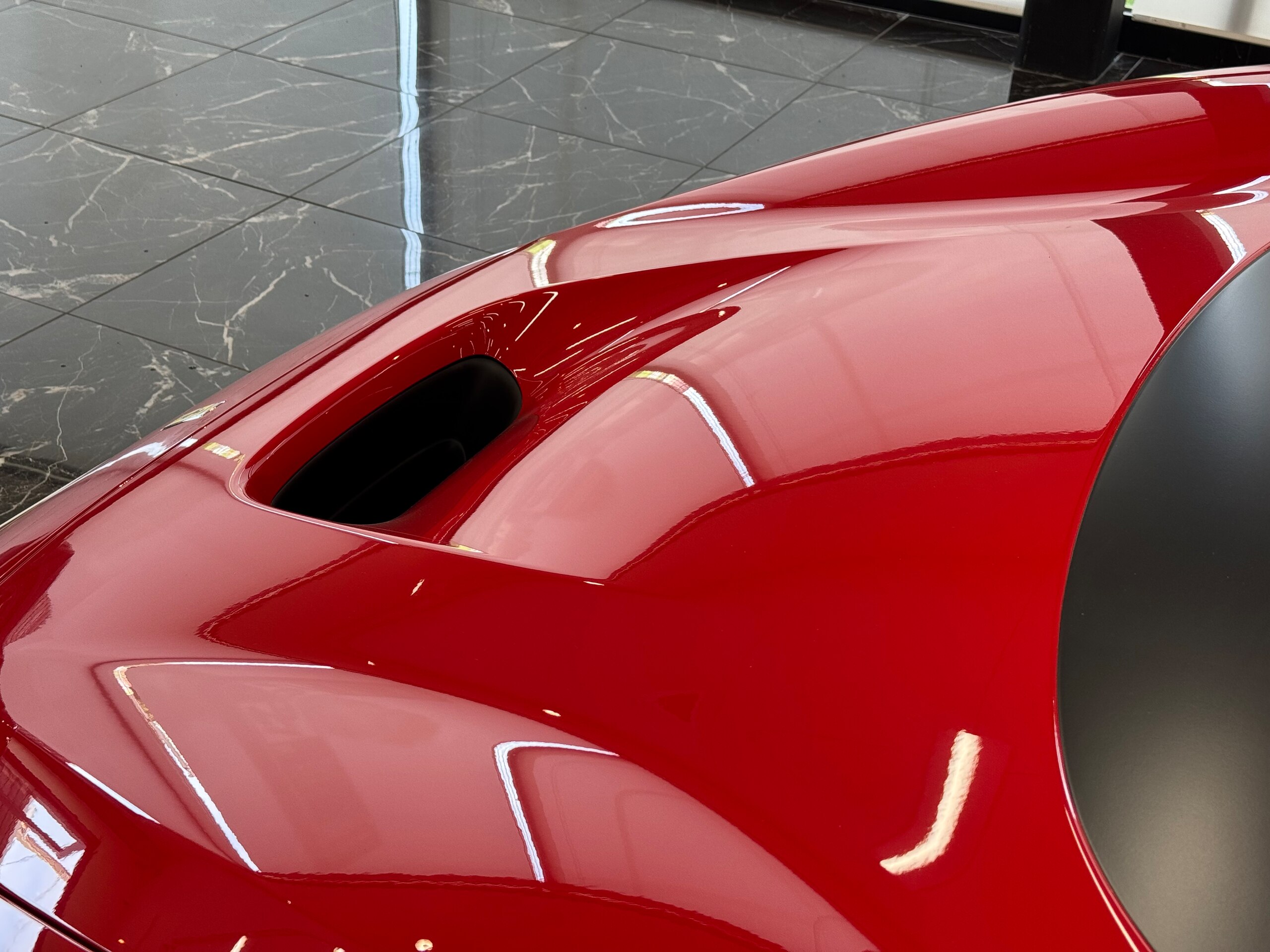 2022 Ferrari F8Spider - フェラーリ F8スパイダー F1 DCT 1オーナ・フロントリフト・LEDステア・OP477・正規ディーラー車検整備済み