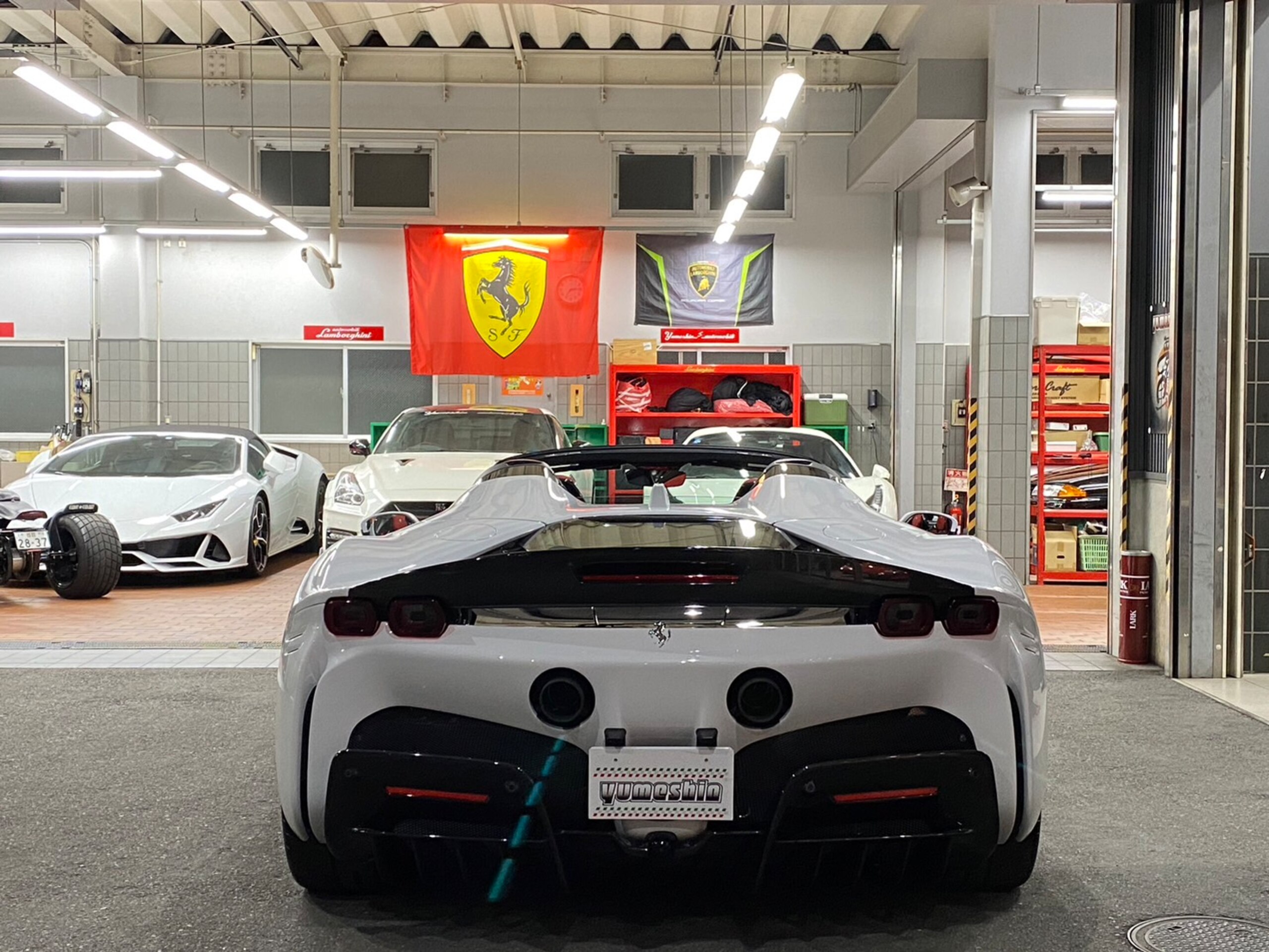 2023 Ferrari SF90Spider