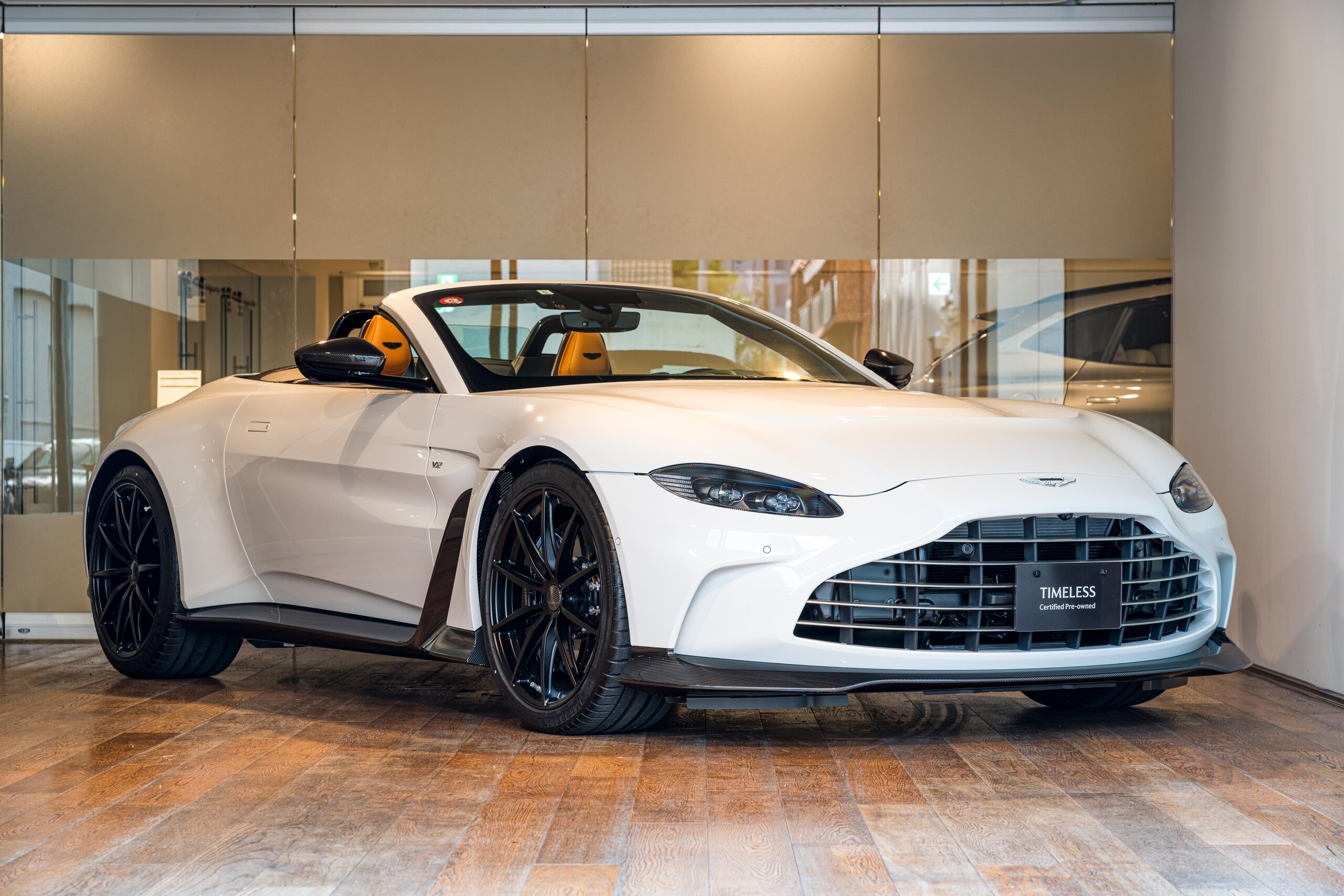 2023 Aston Martin Vantage - アストンマーティン ヴァンテージ V12 Vantage Roadster 世界249台限定 ルナーホワイト
