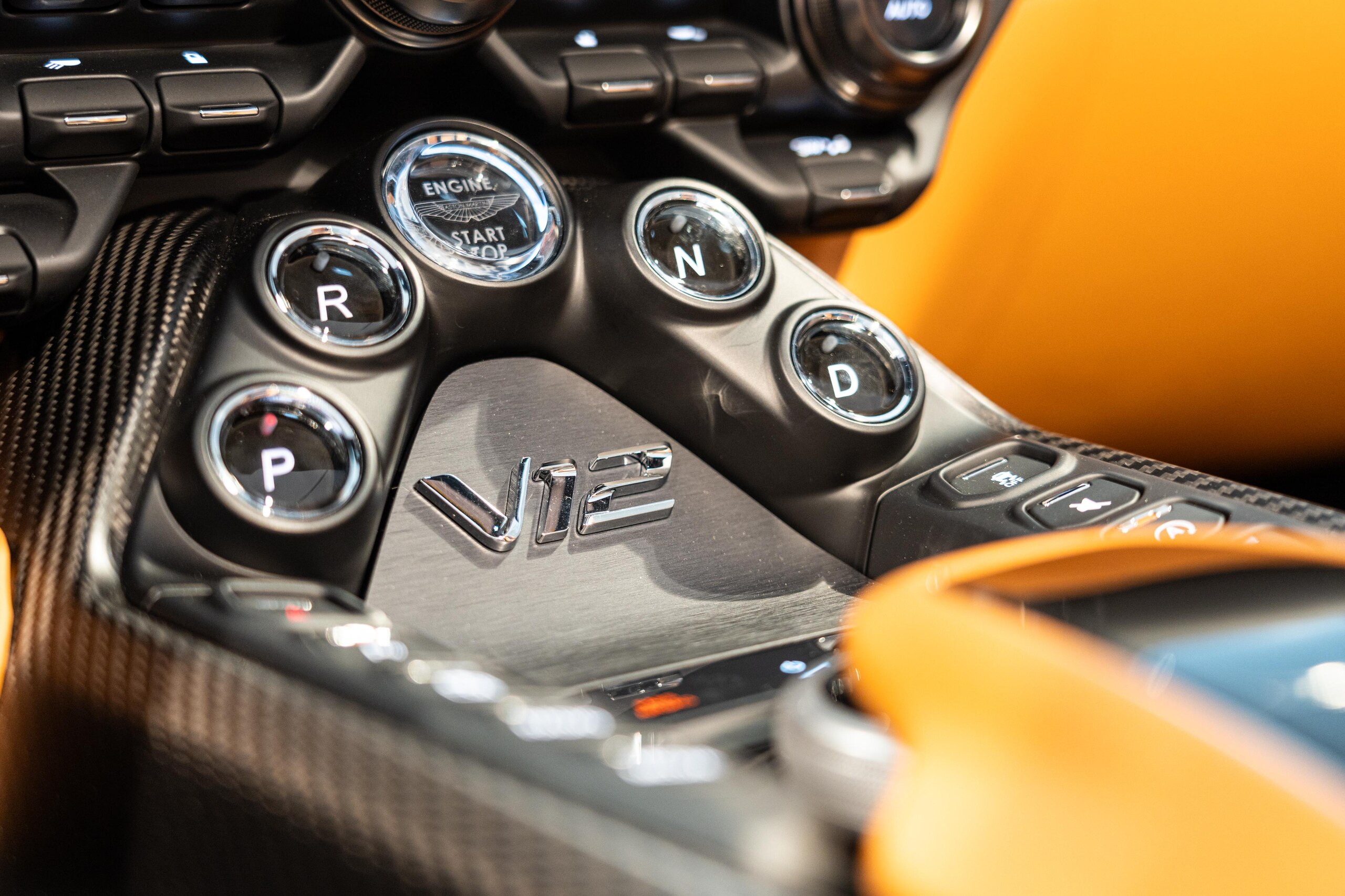 2023 Aston Martin Vantage - アストンマーティン ヴァンテージ V12 Vantage Roadster 世界249台限定 ルナーホワイト