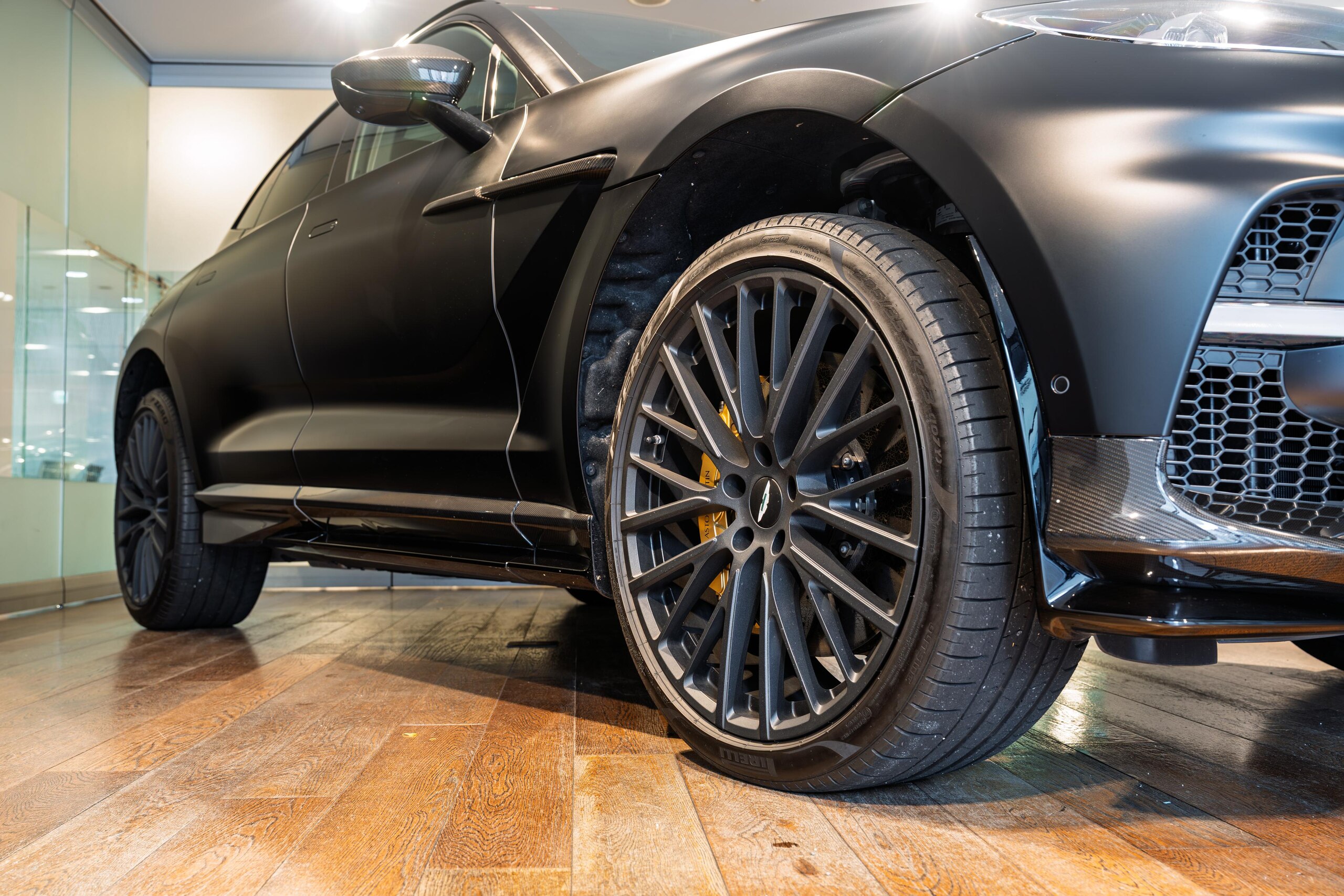 2023 Aston Martin DBX