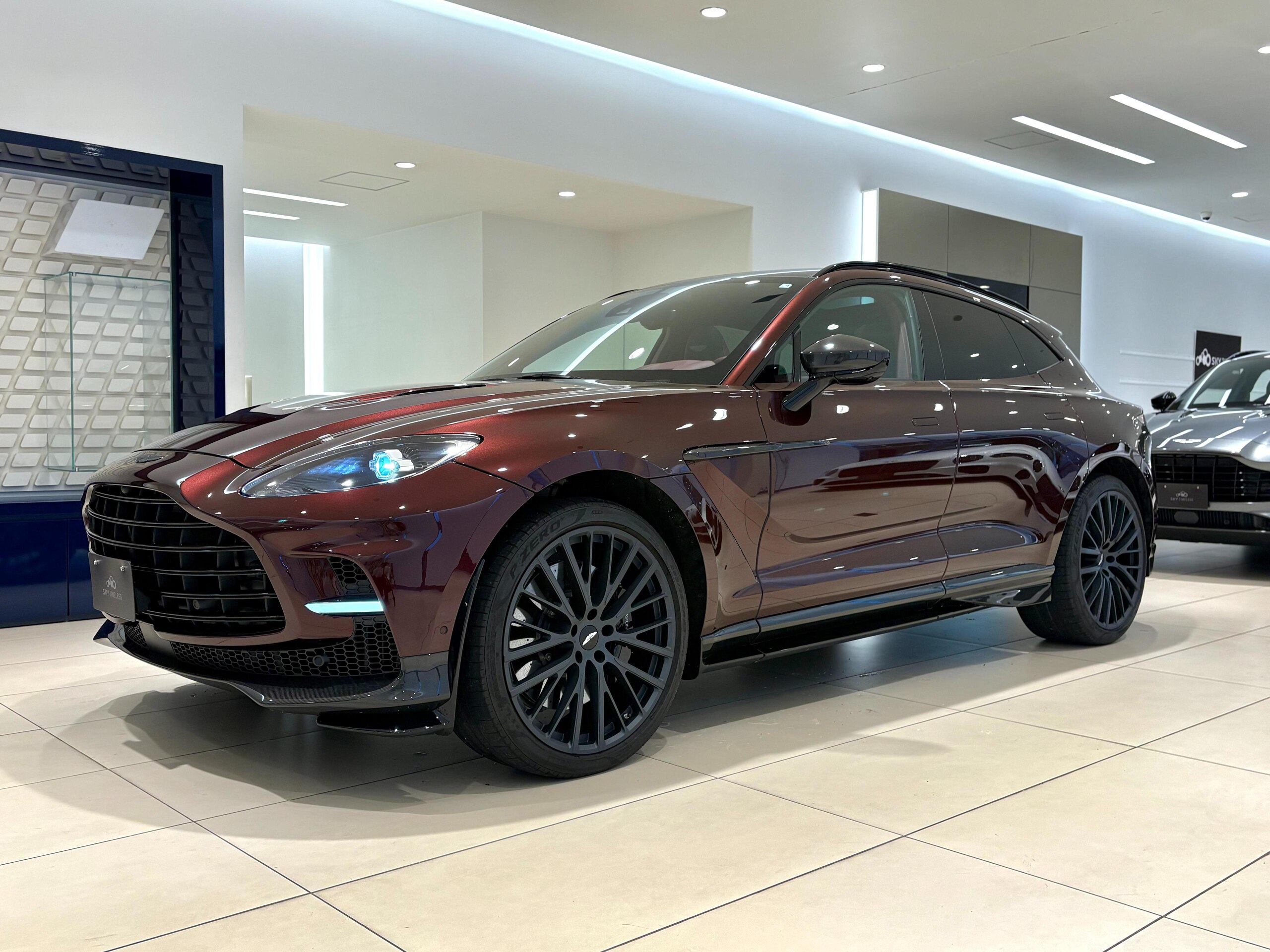 2023 Aston Martin DBX - アストンマーティン DBX 707 4WD 左ハンドル/エクステリアカーボン/23インチホイール