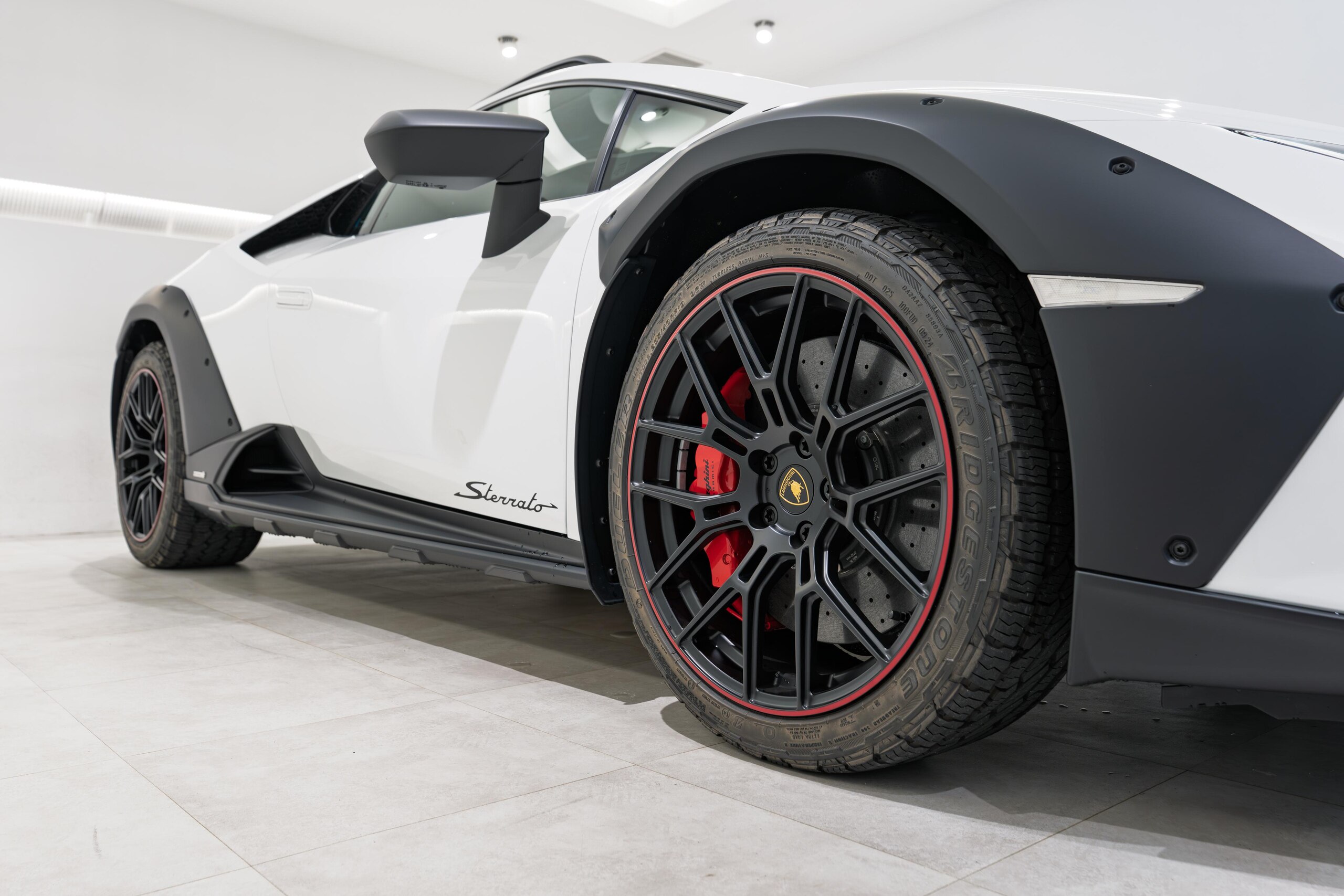 2024 Lamborghini Huracan Sterrato