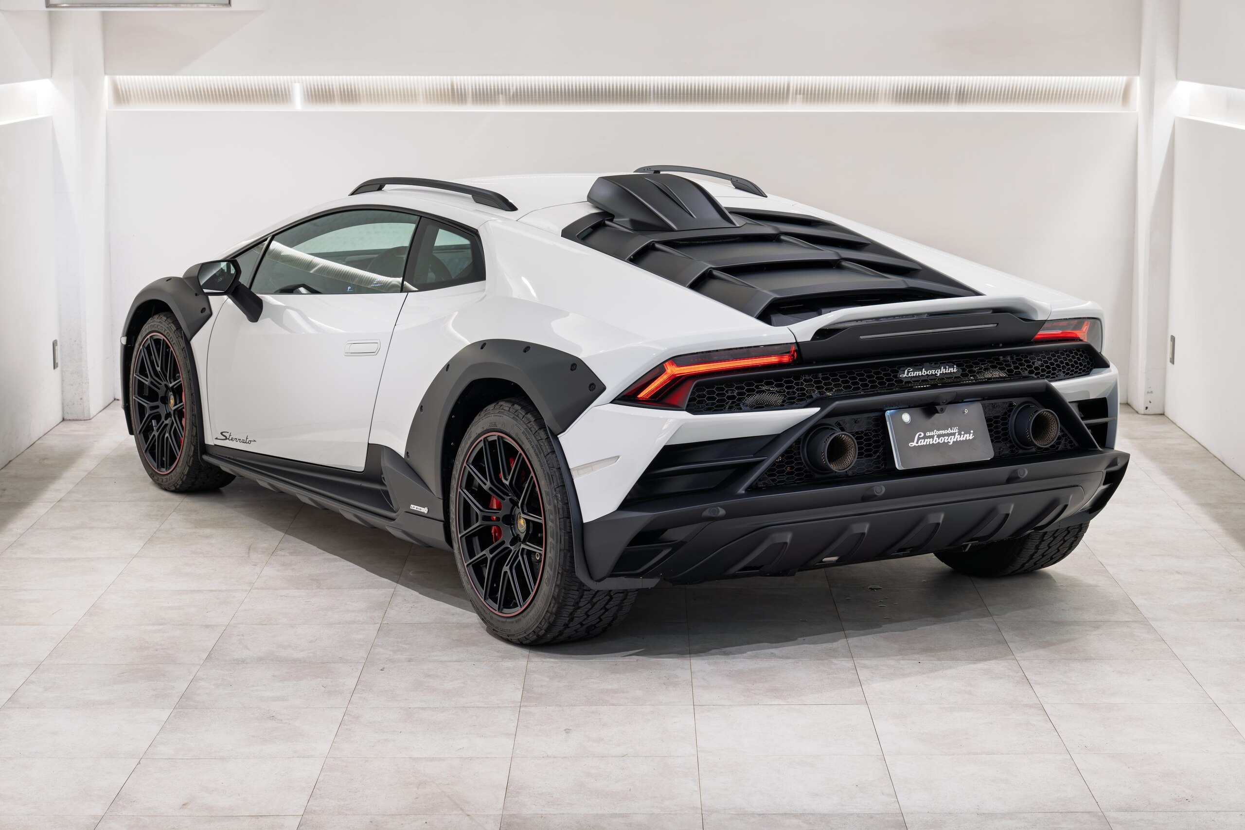 2024 Lamborghini Huracan Sterrato