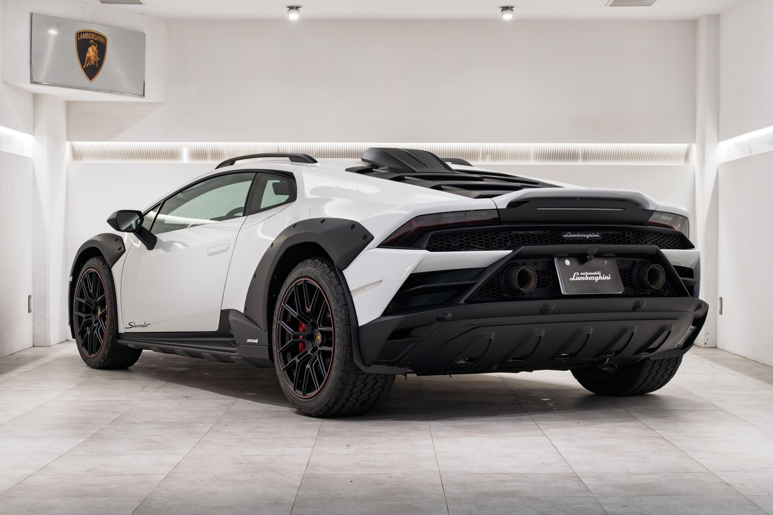 2024 Lamborghini Huracan Sterrato