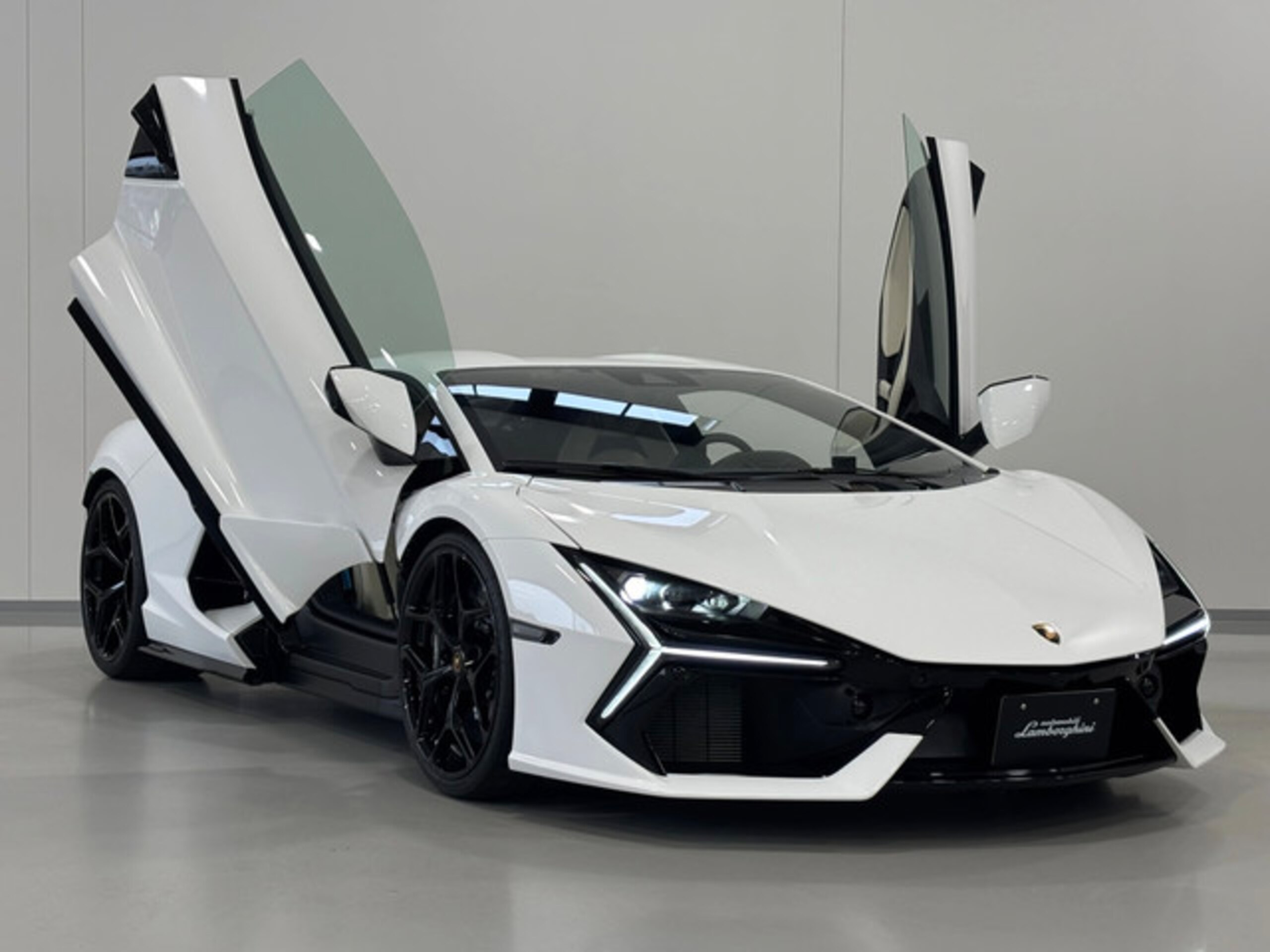 2024 Lamborghini Revuelto - 2024 لامبورغيني Revuelto