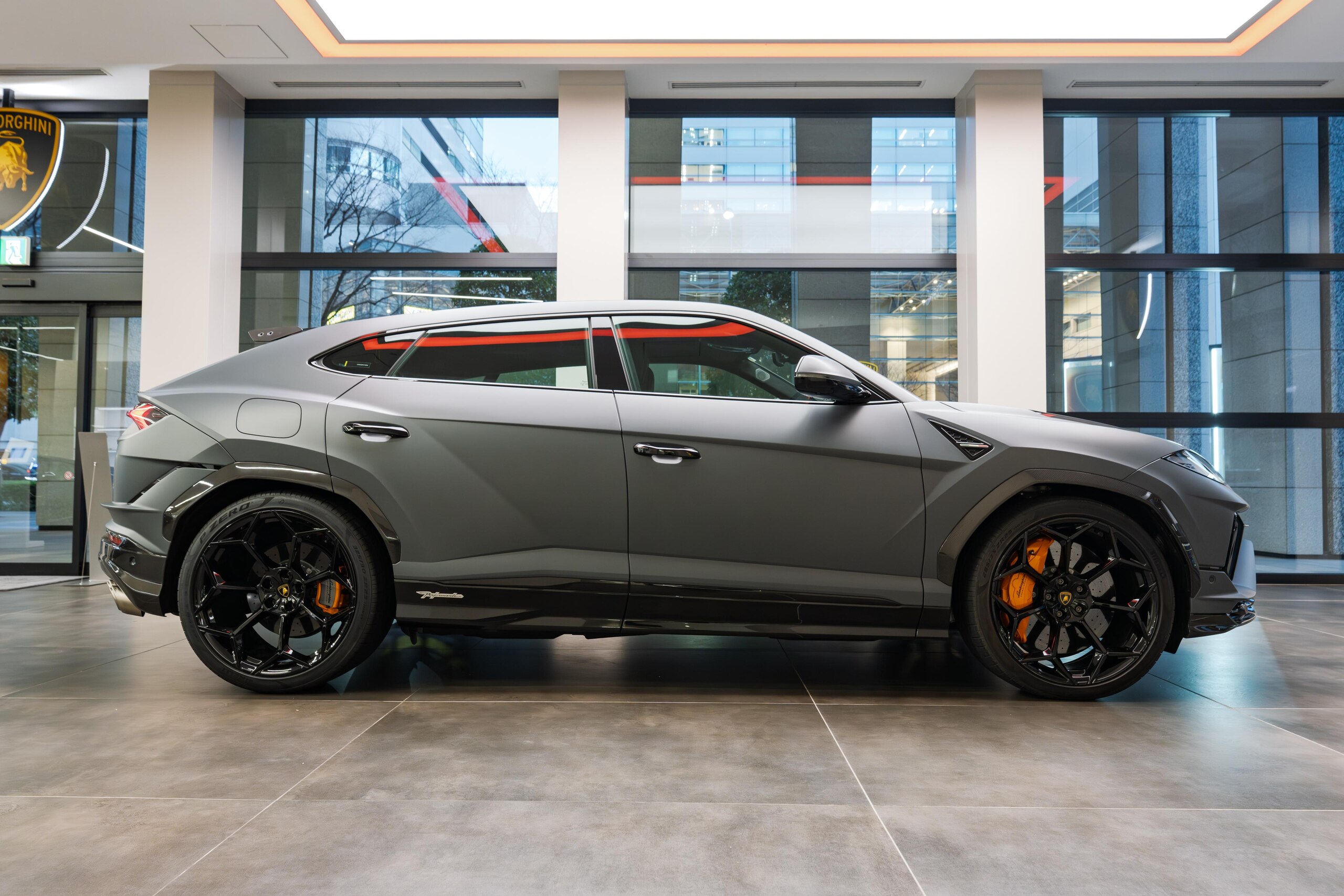 2024 Lamborghini Urus - ランボルギーニ ウルス ペルフォルマンテ 4WD Grigio Telesto matt